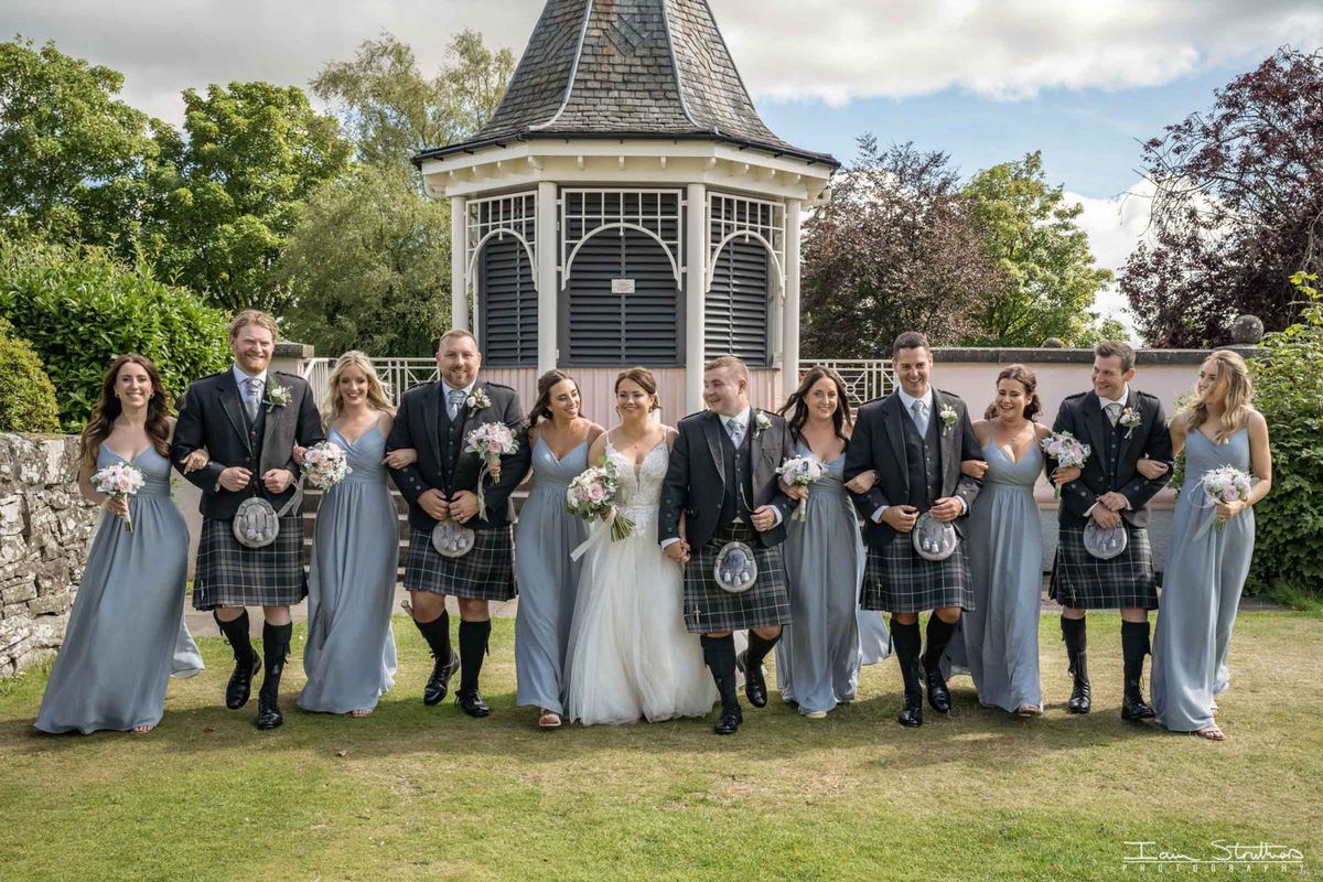 Wedding photography by Iain Struthers Photography, Scotland