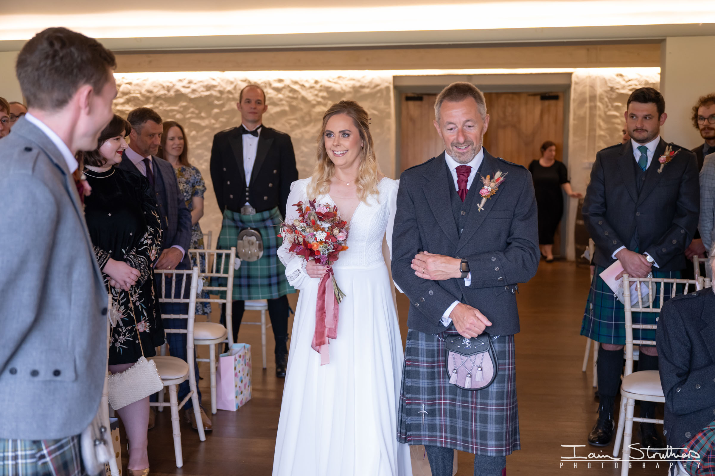 Ali & Alan wedding photograph 13