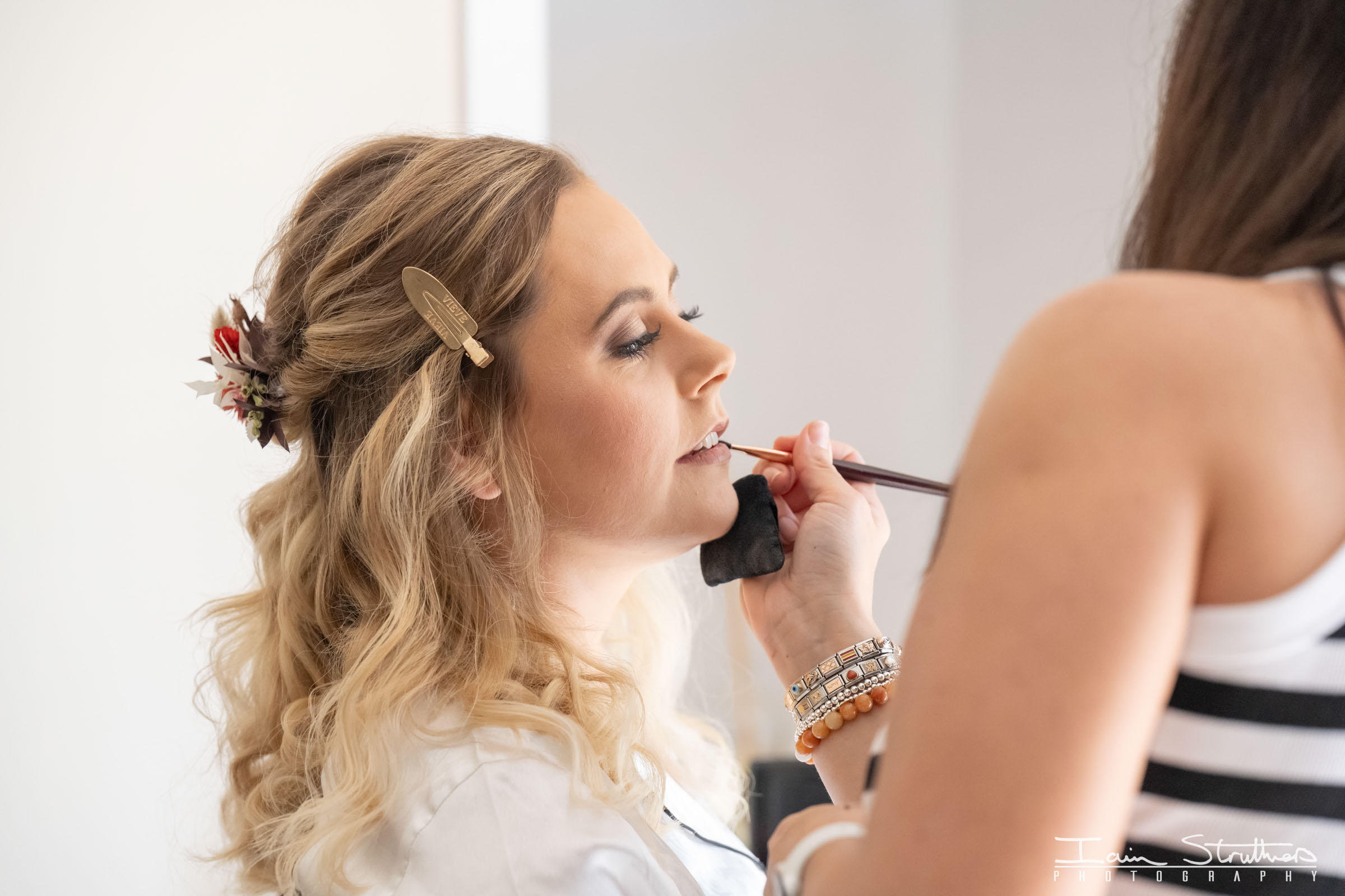 Ali & Alan wedding at Bachilton Barn