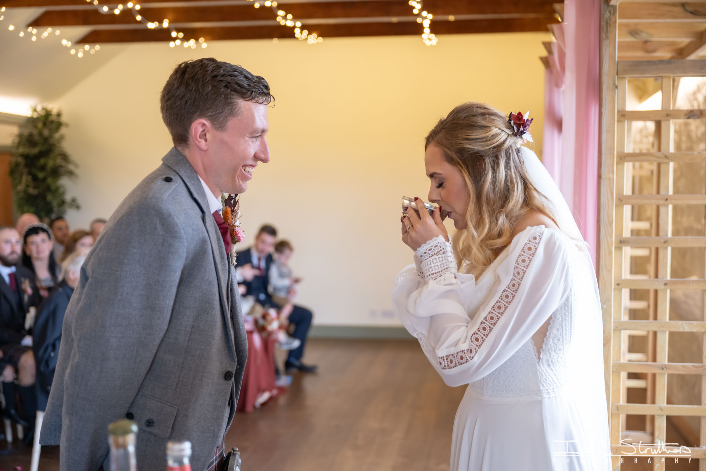 Ali & Alan wedding photograph 21