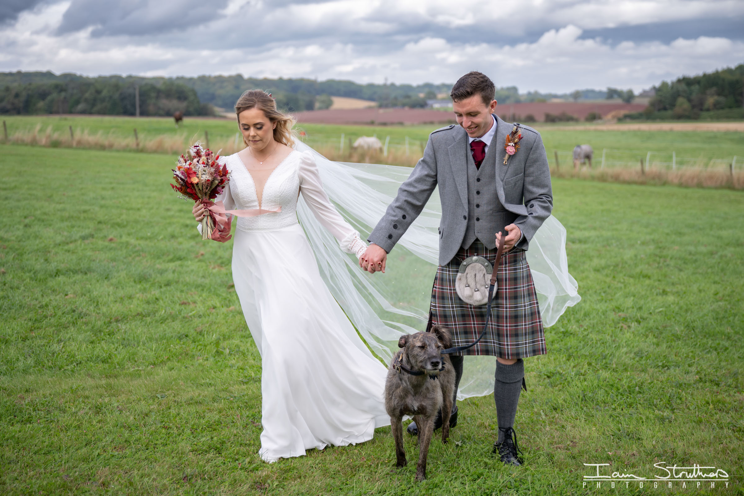 Ali & Alan wedding photograph 34