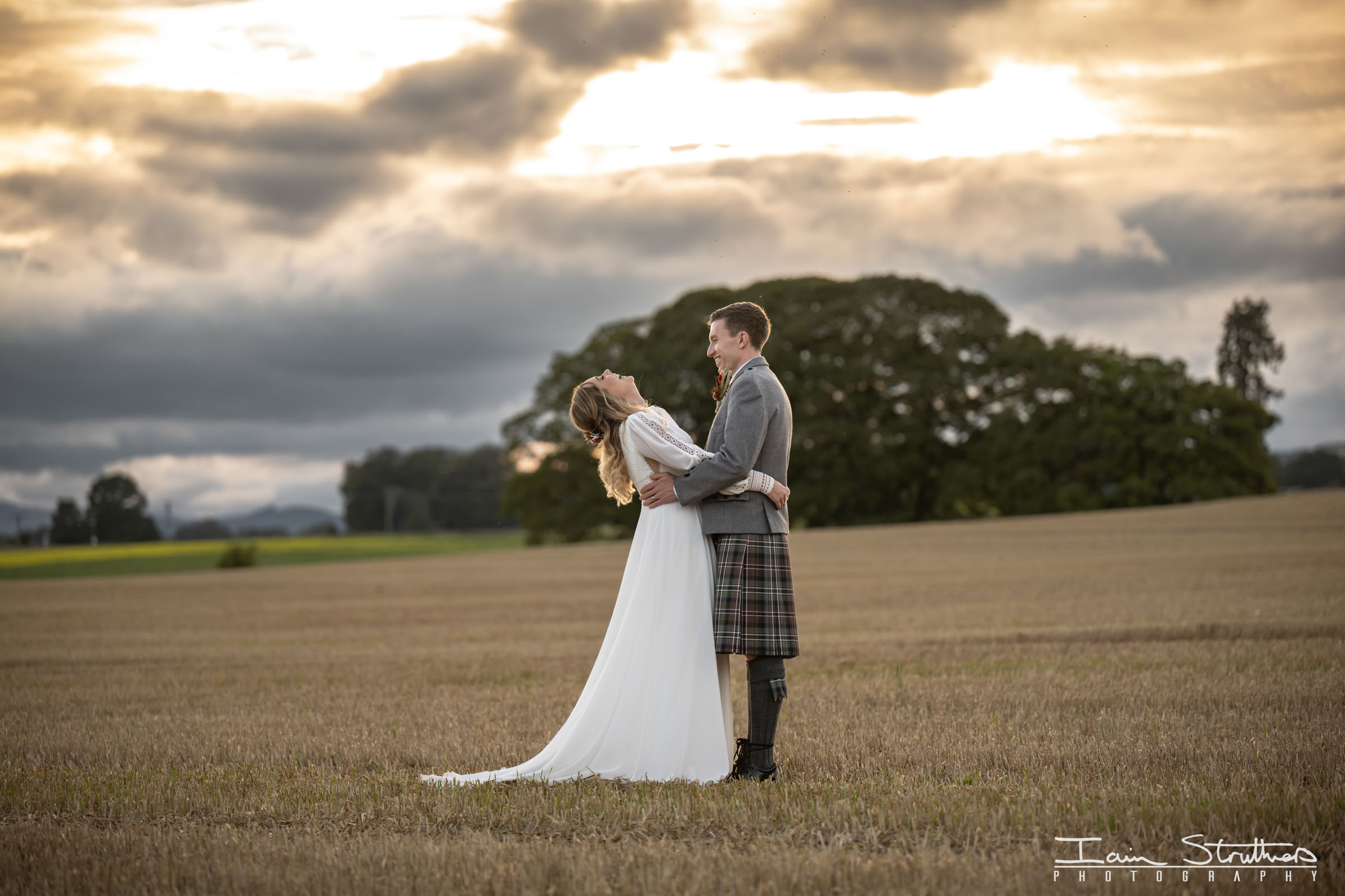 Ali & Alan wedding photograph 53