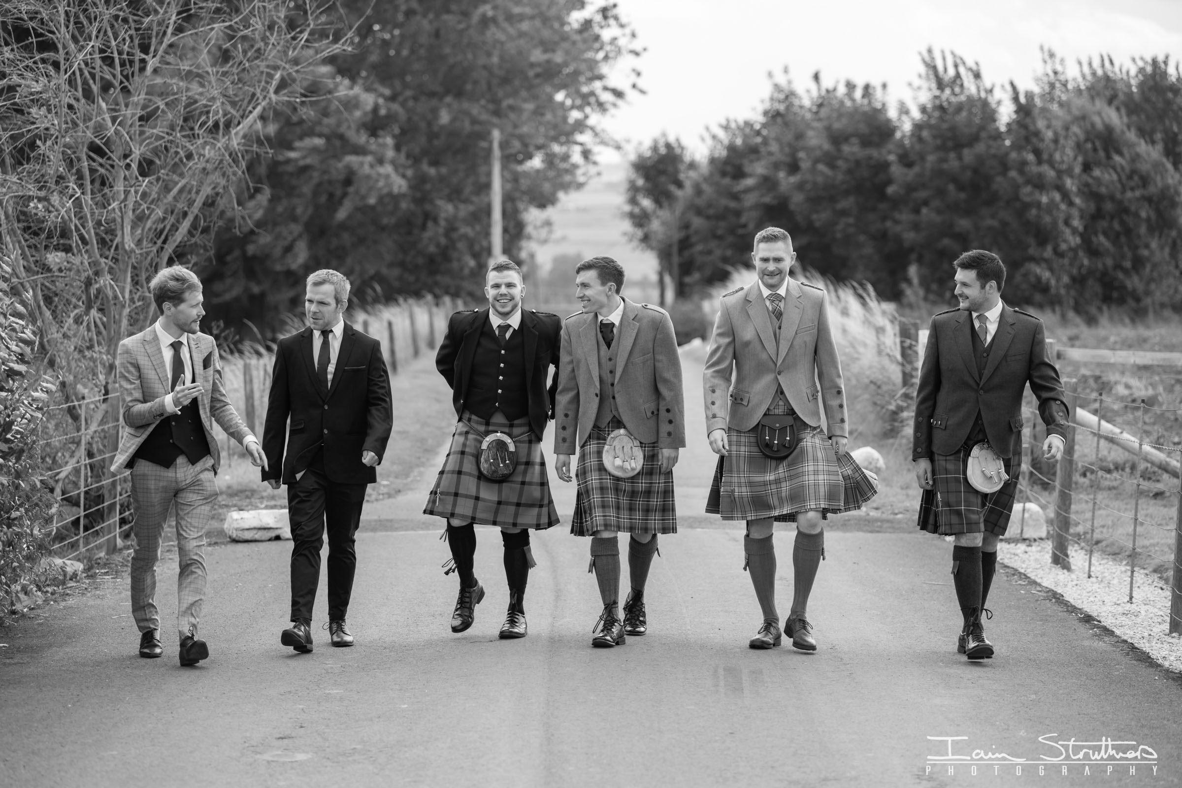 Ali & Alan wedding photograph 6