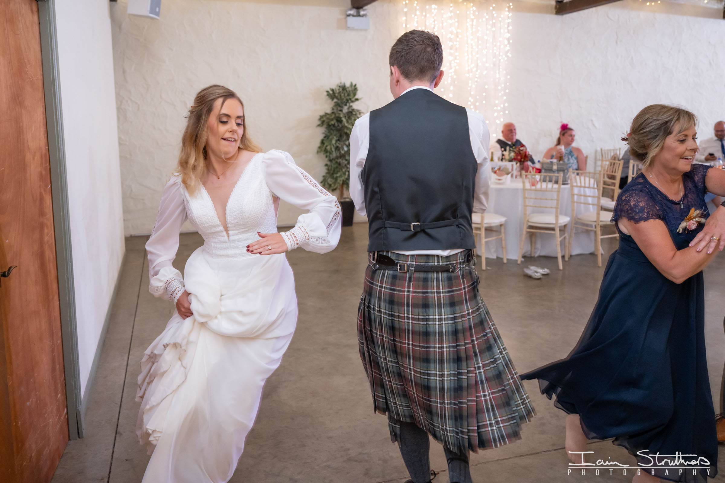 Ali & Alan wedding photograph 69