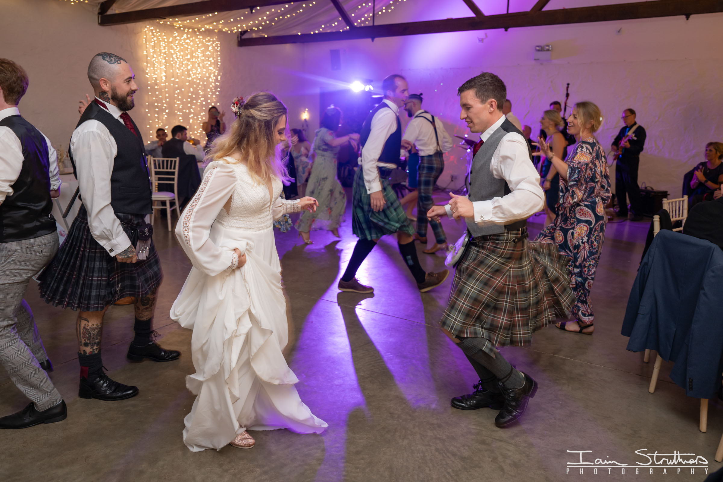 Ali & Alan wedding photograph 78