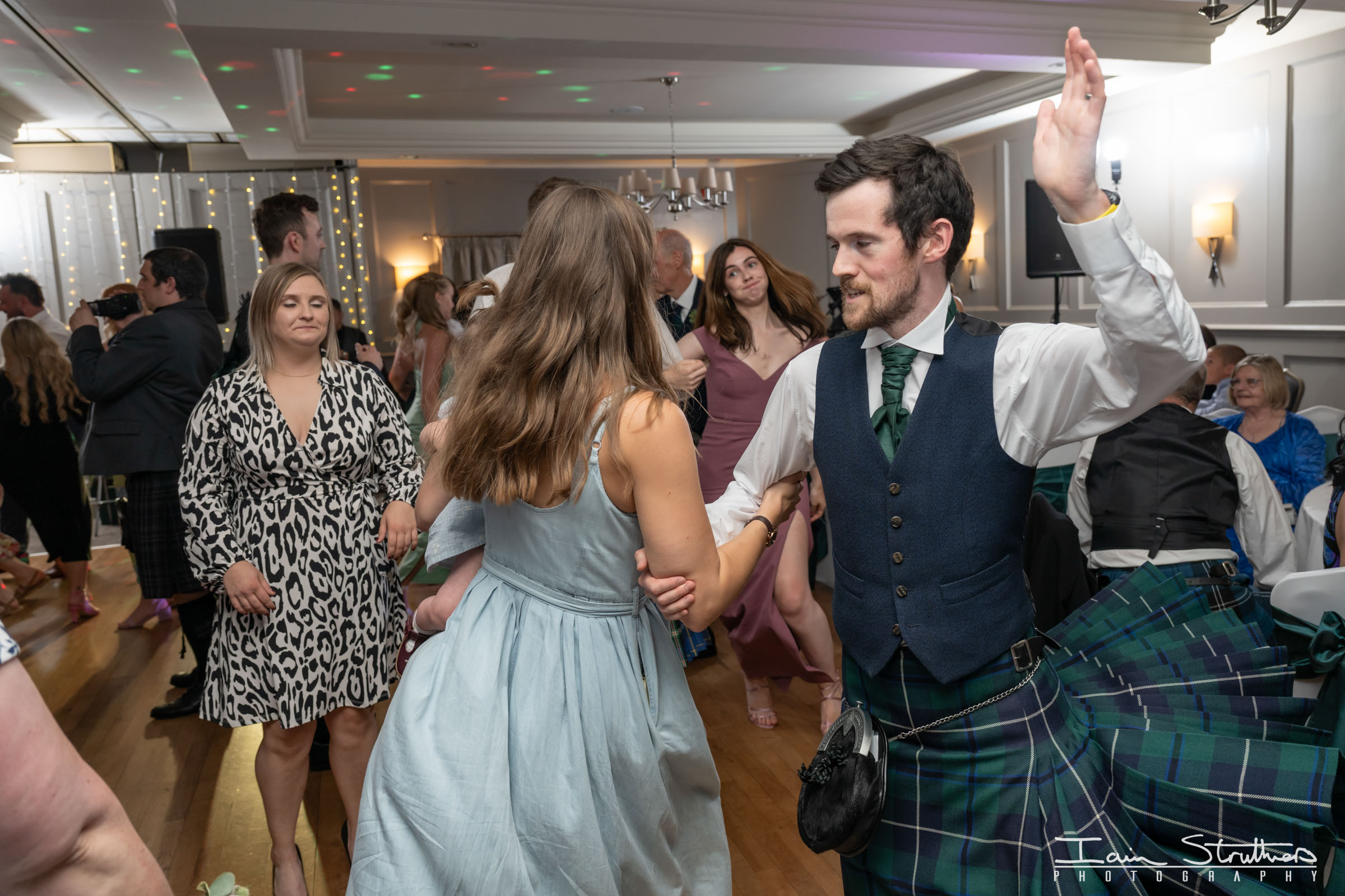 Amy & Martin wedding photograph 52
