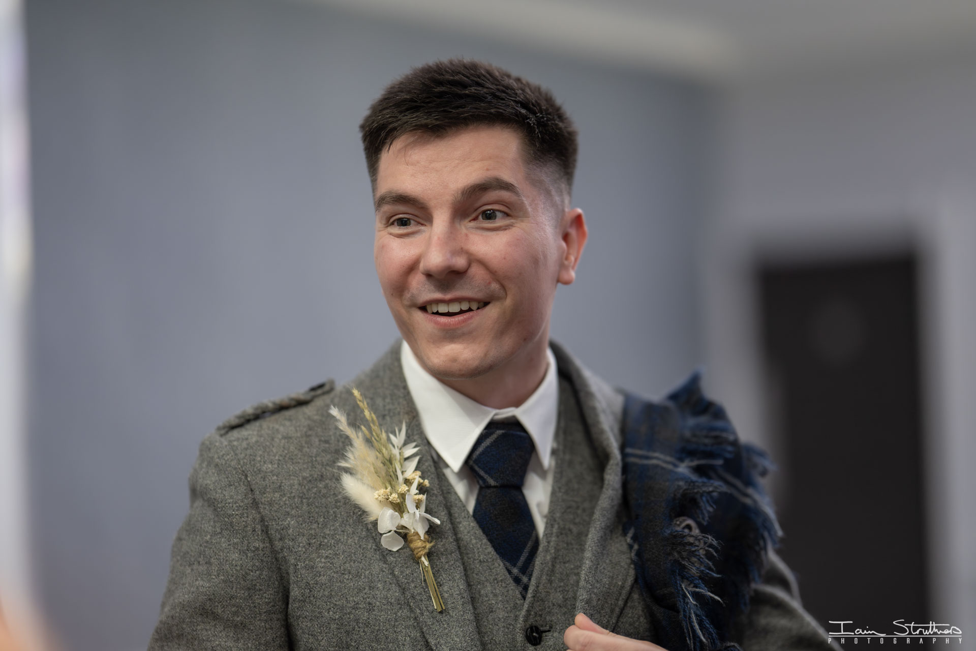 Anny & Rhys wedding photograph 13