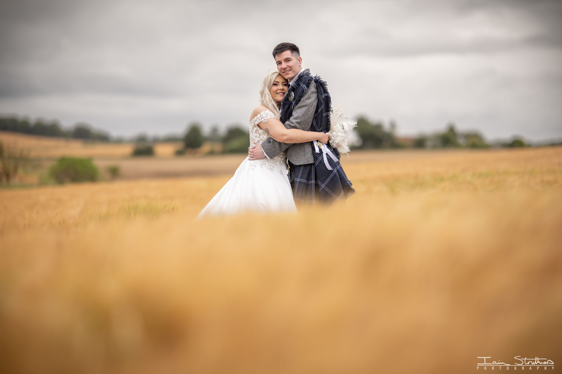 Anny & Rhys wedding photograph 37
