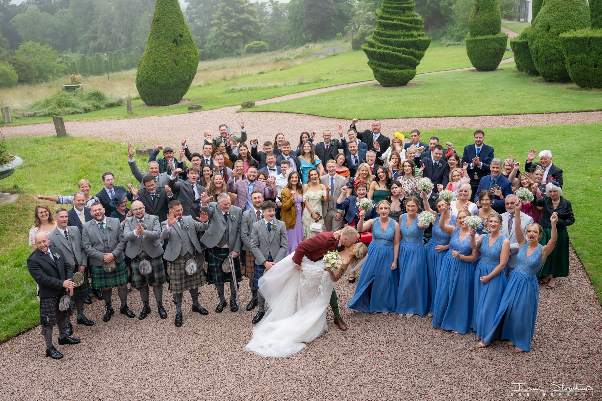 Brenna & Callum wedding photograph 25