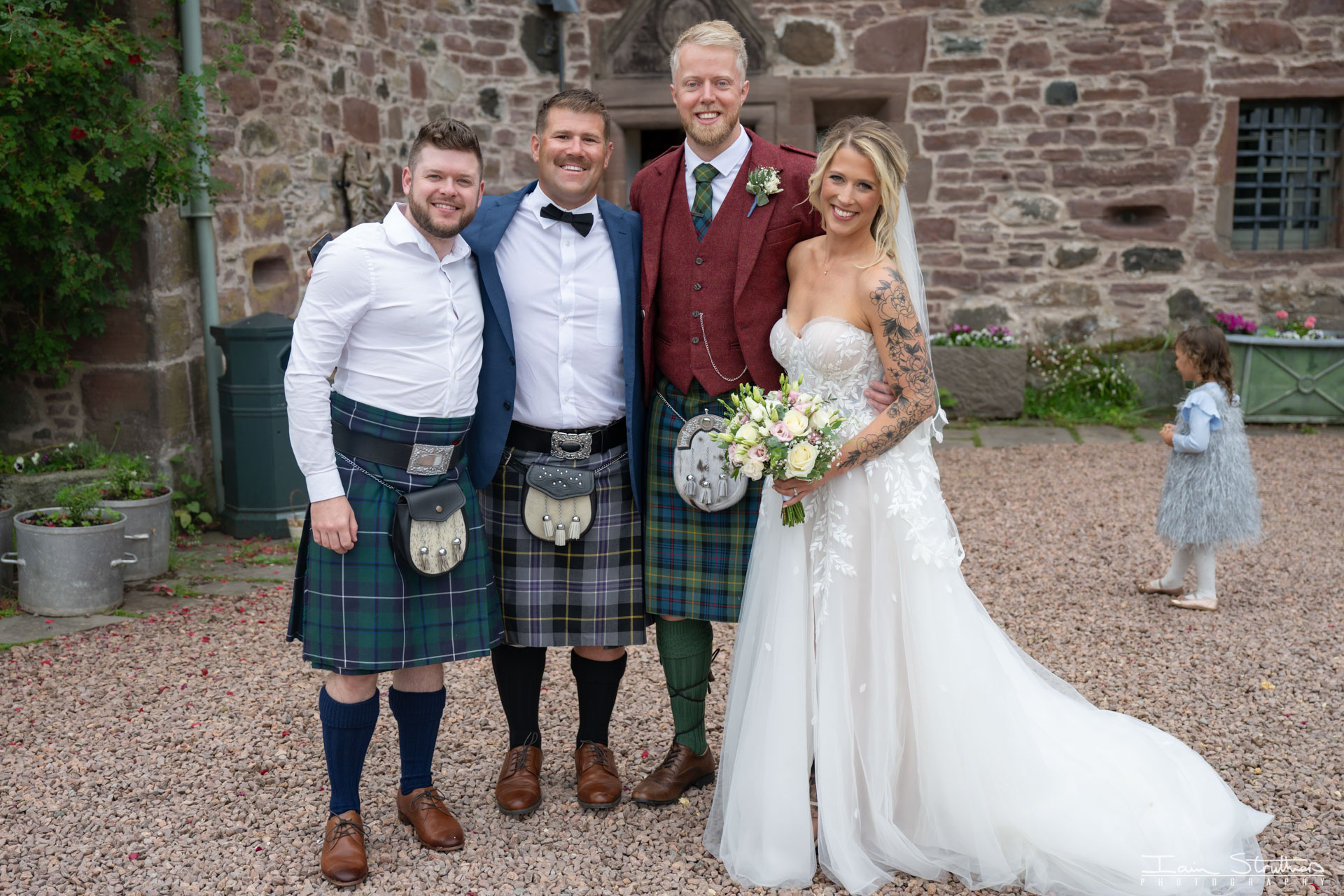 Brenna & Callum wedding photograph 28