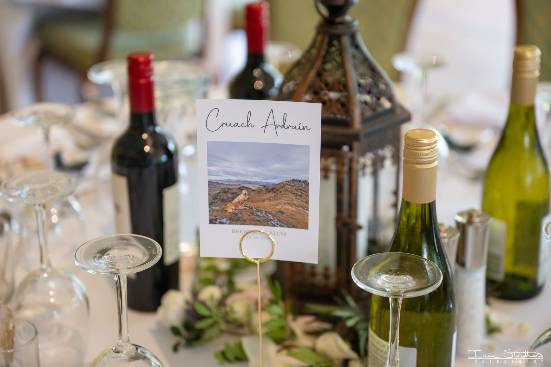 Brenna & Callum wedding photograph 37