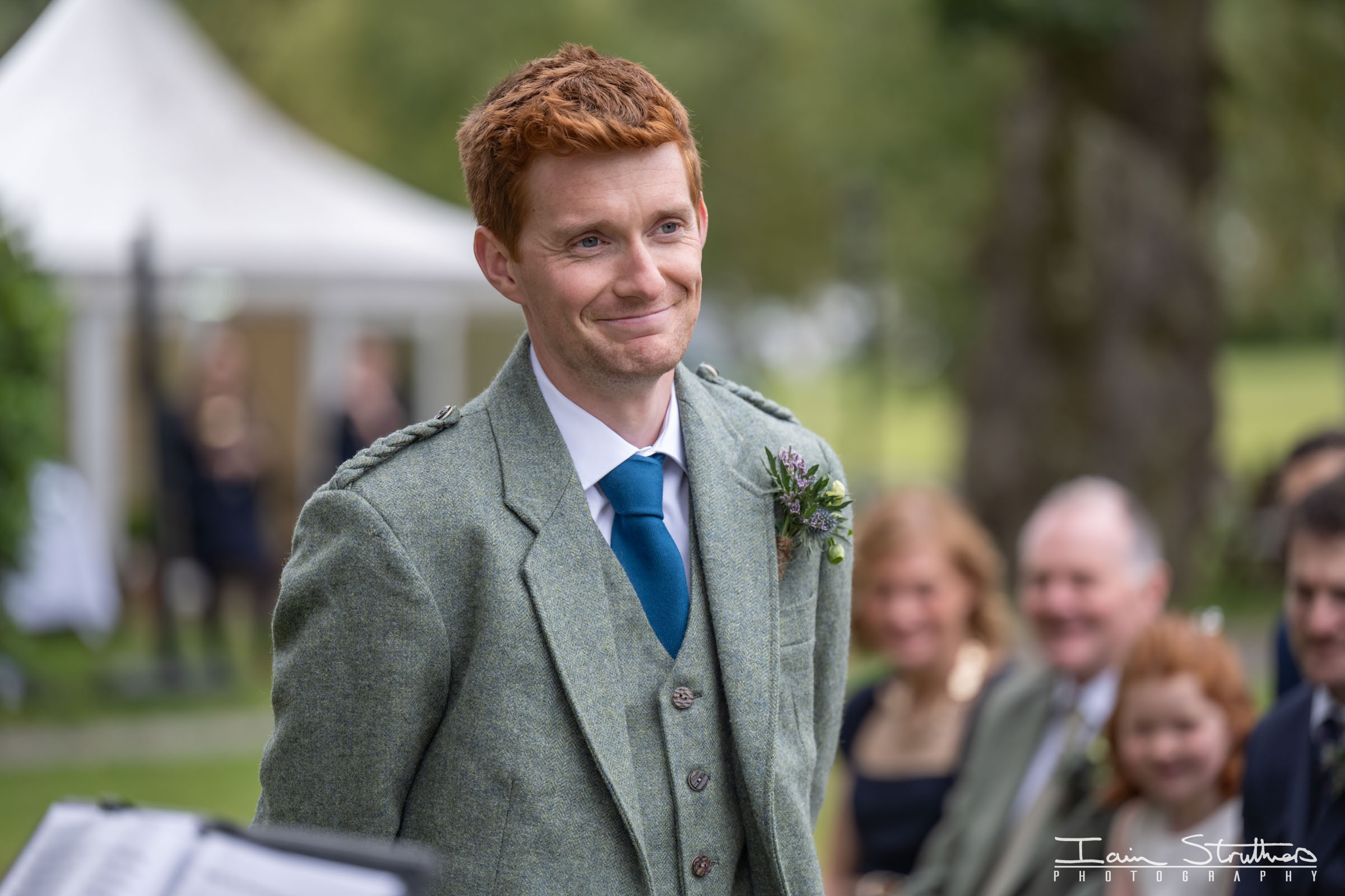 Bryony & Cameron wedding photograph 19