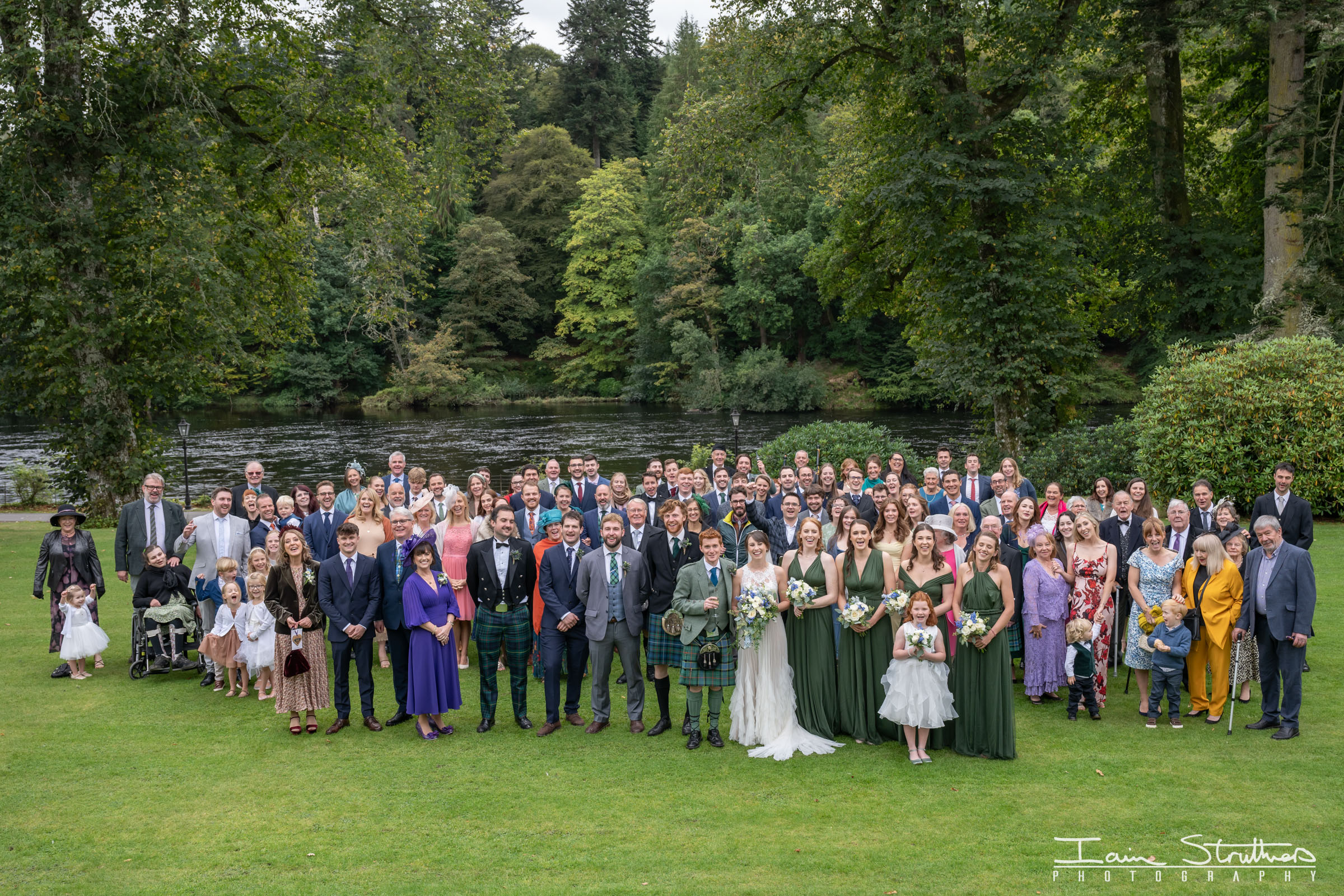 Bryony & Cameron wedding photograph 24