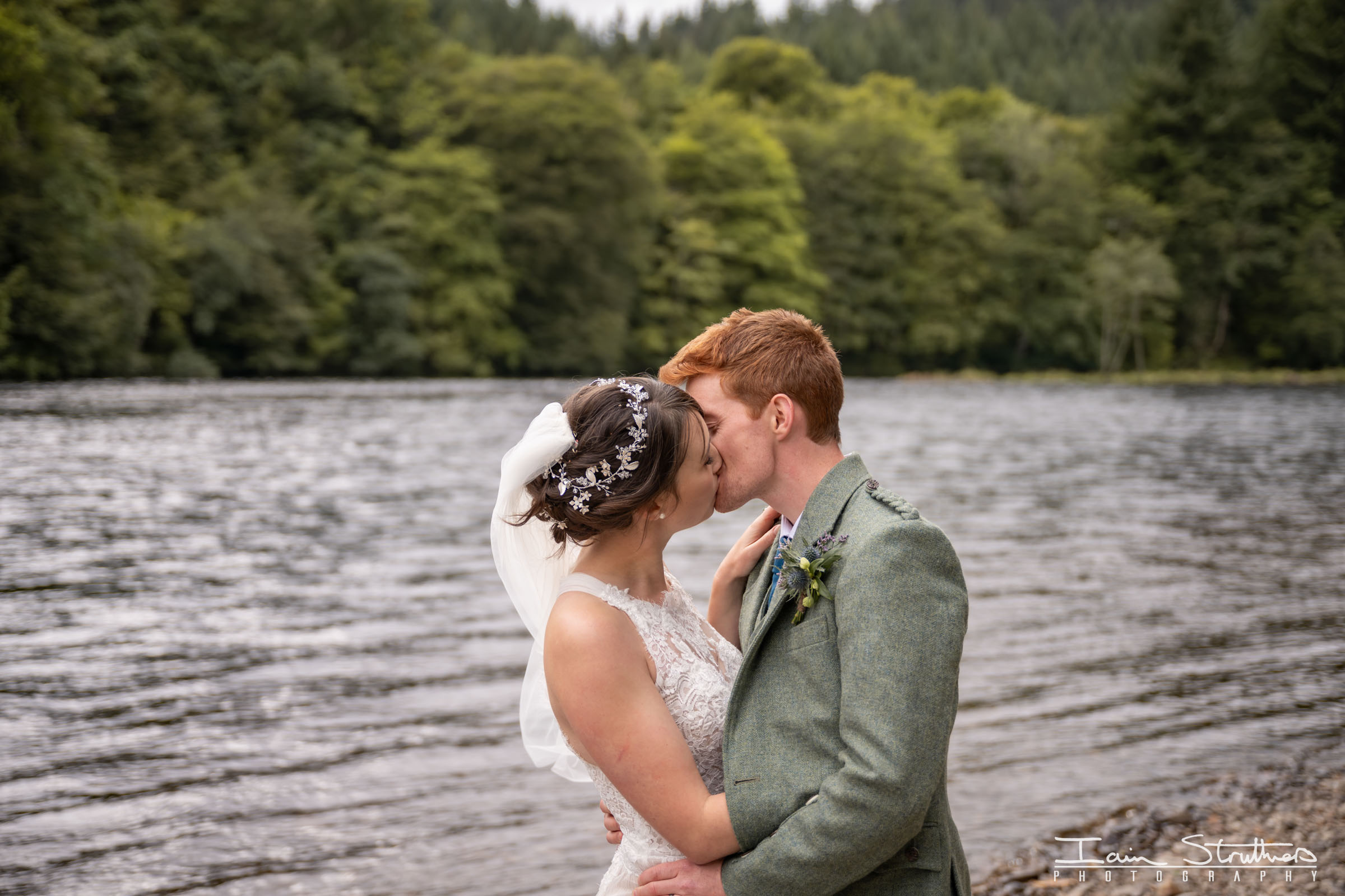 Bryony & Cameron wedding photograph 43