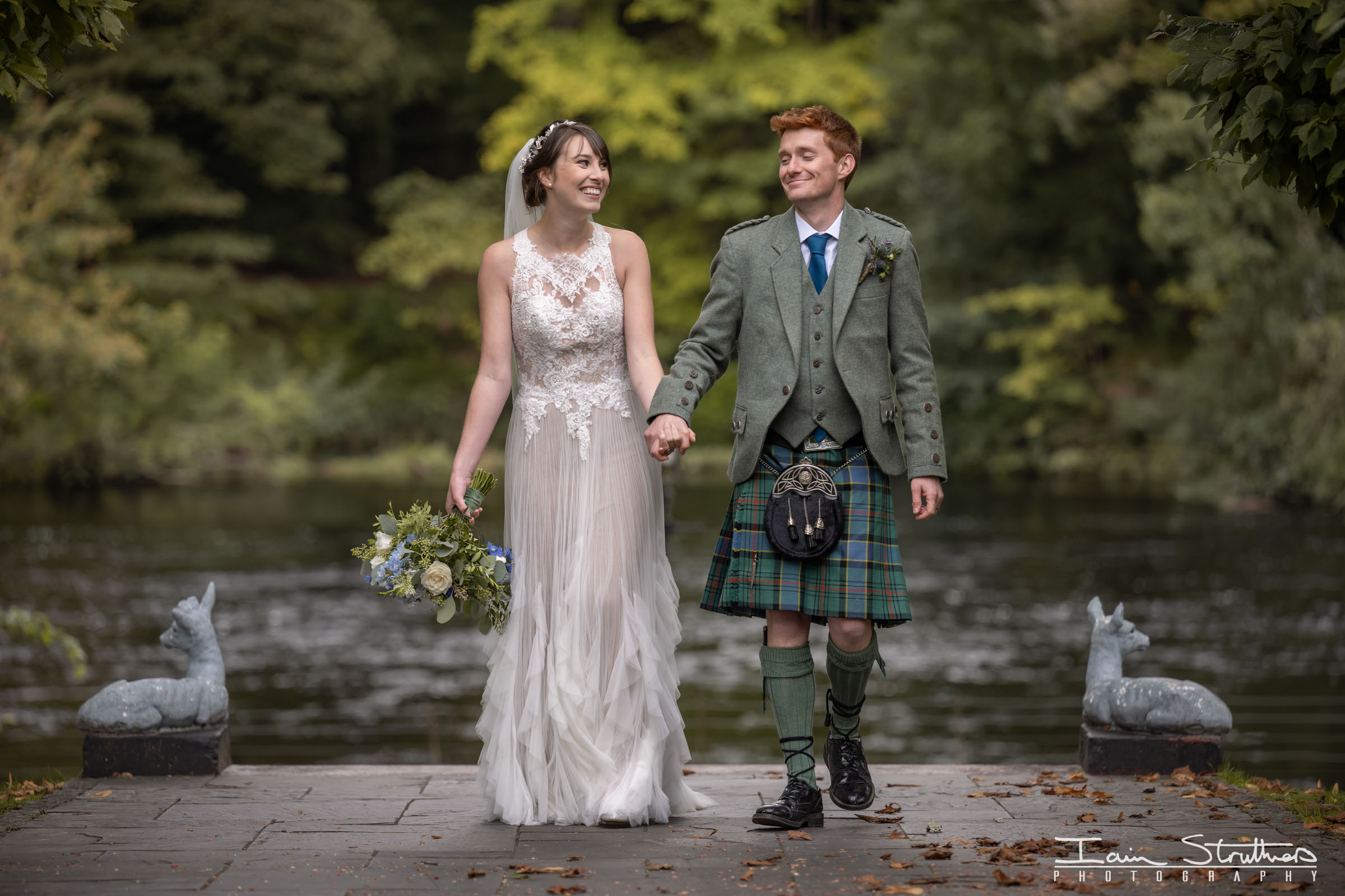 Bryony & Cameron wedding photograph 45