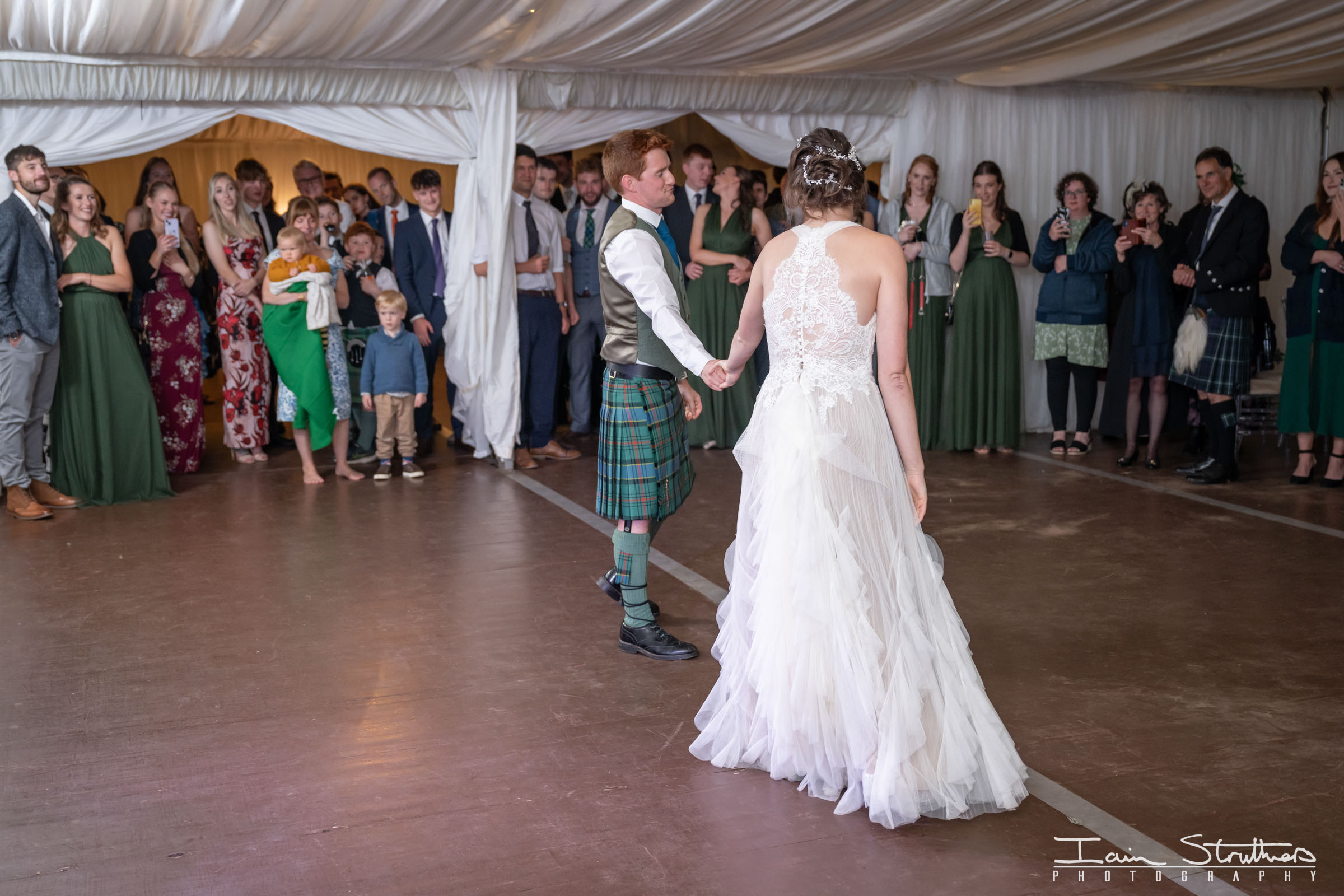 Bryony & Cameron wedding photograph 69