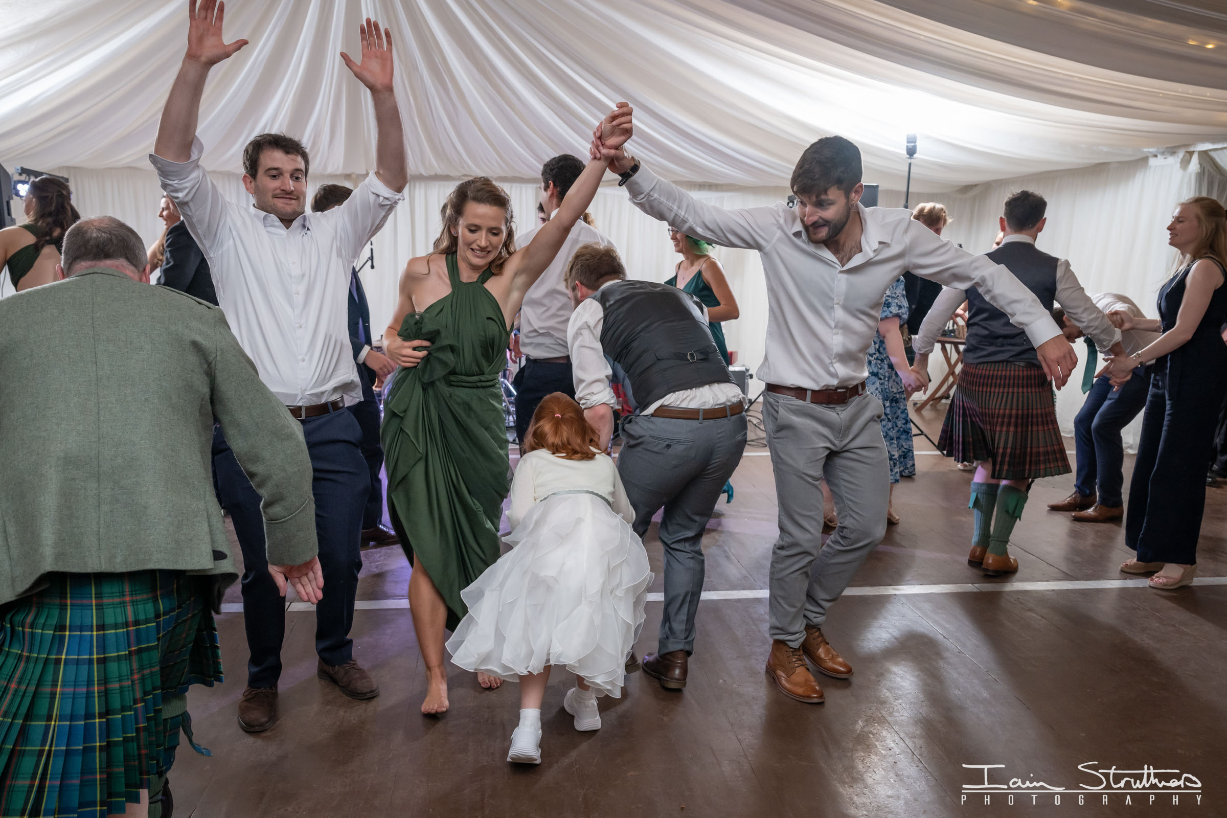 Bryony & Cameron wedding photograph 77