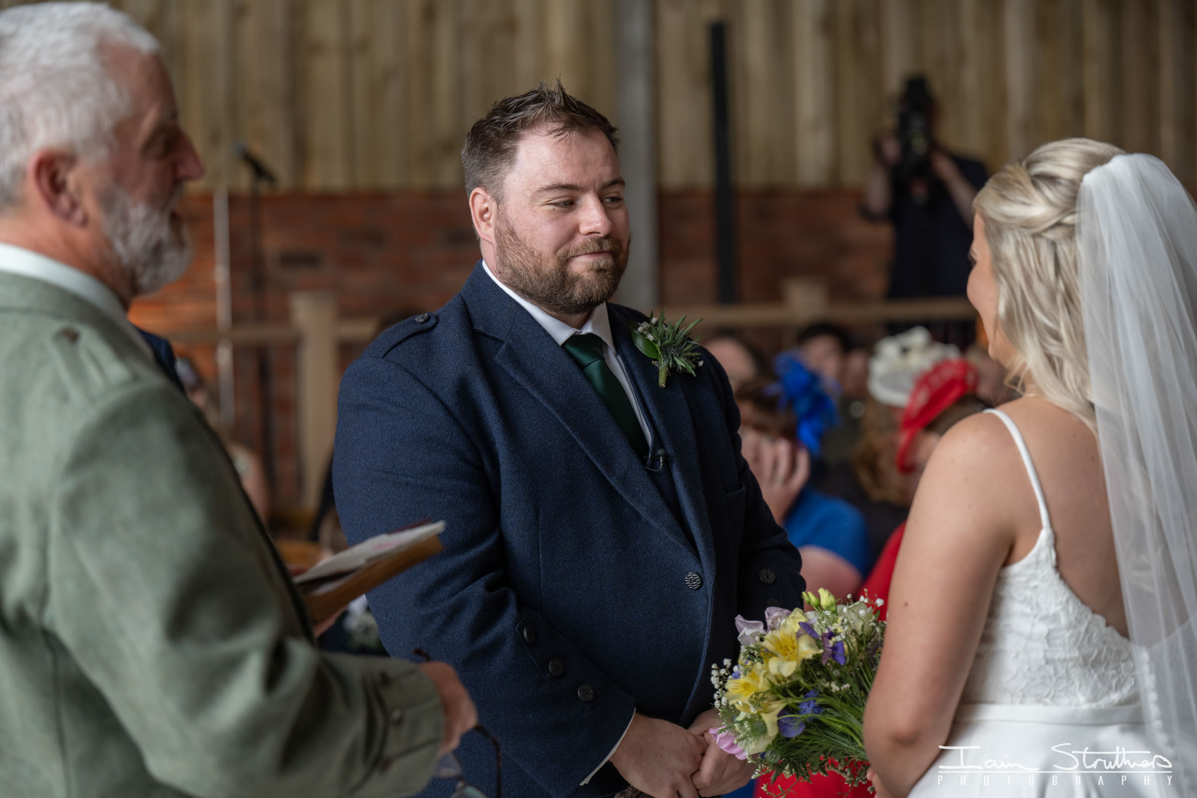 Catriona & Vinny wedding photograph 13