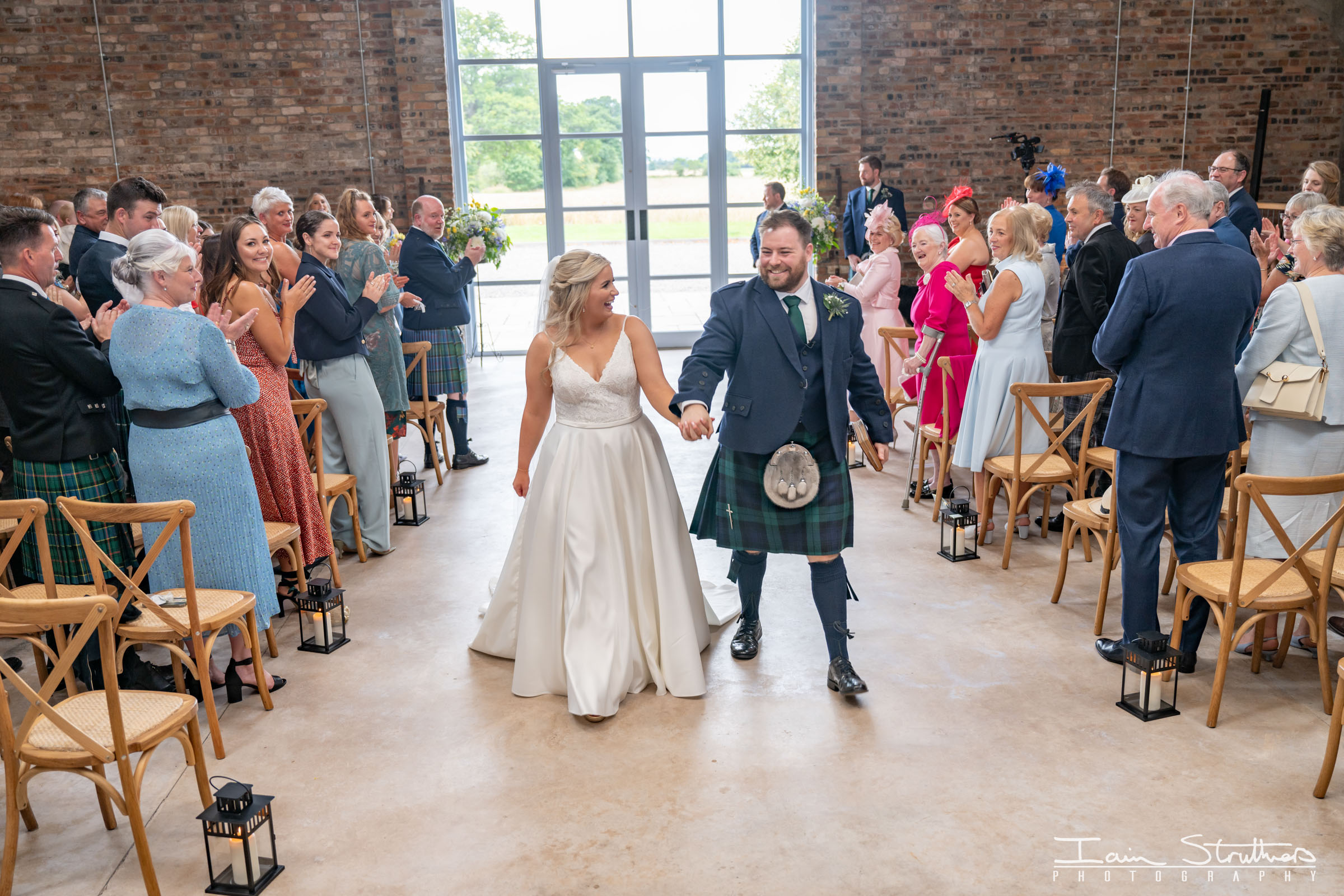 Catriona & Vinny wedding photograph 22