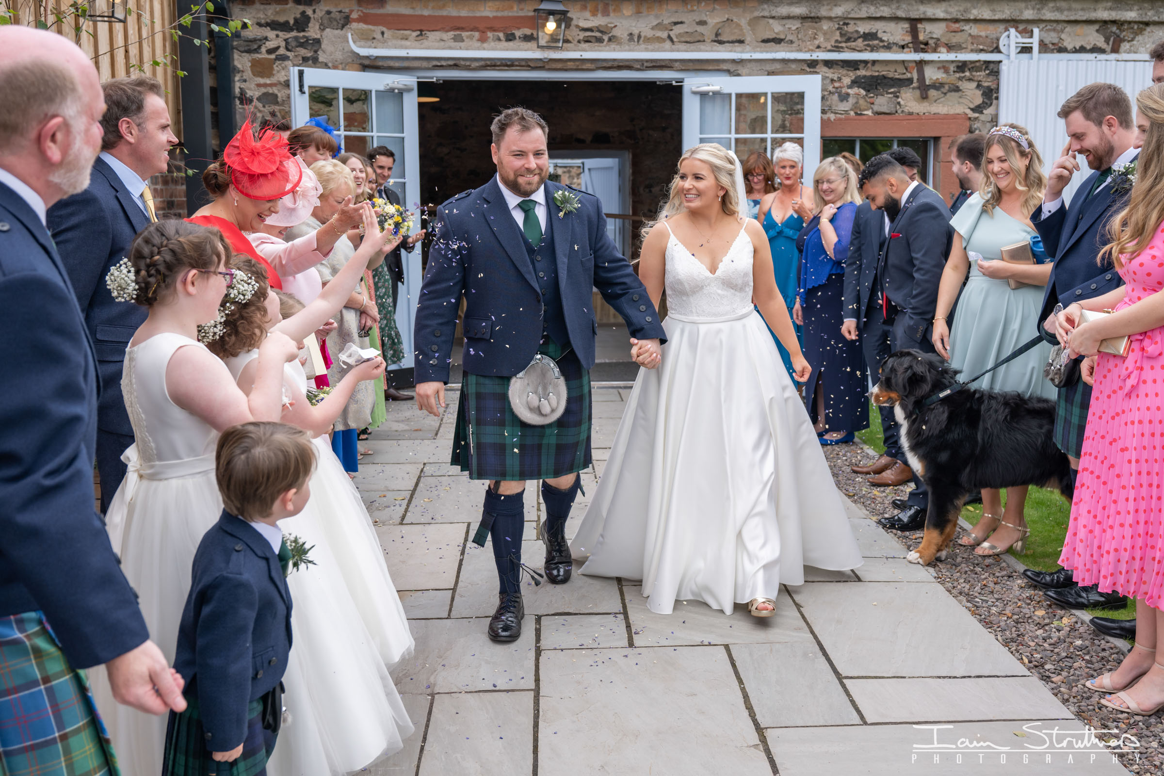 Catriona & Vinny wedding photograph 23