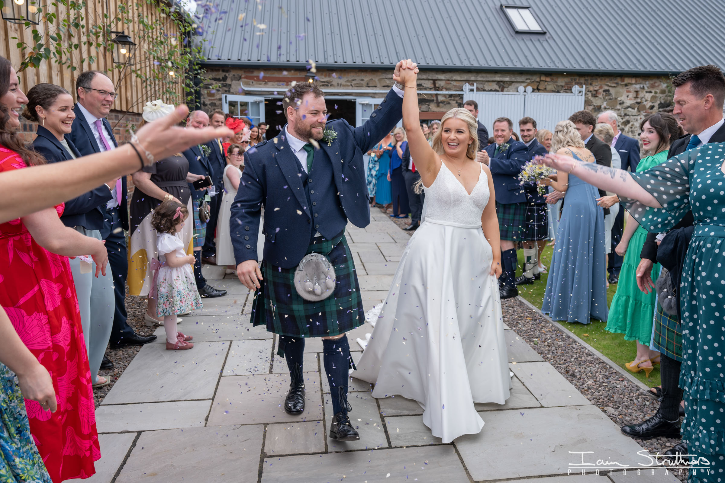 Catriona & Vinny wedding photograph 25