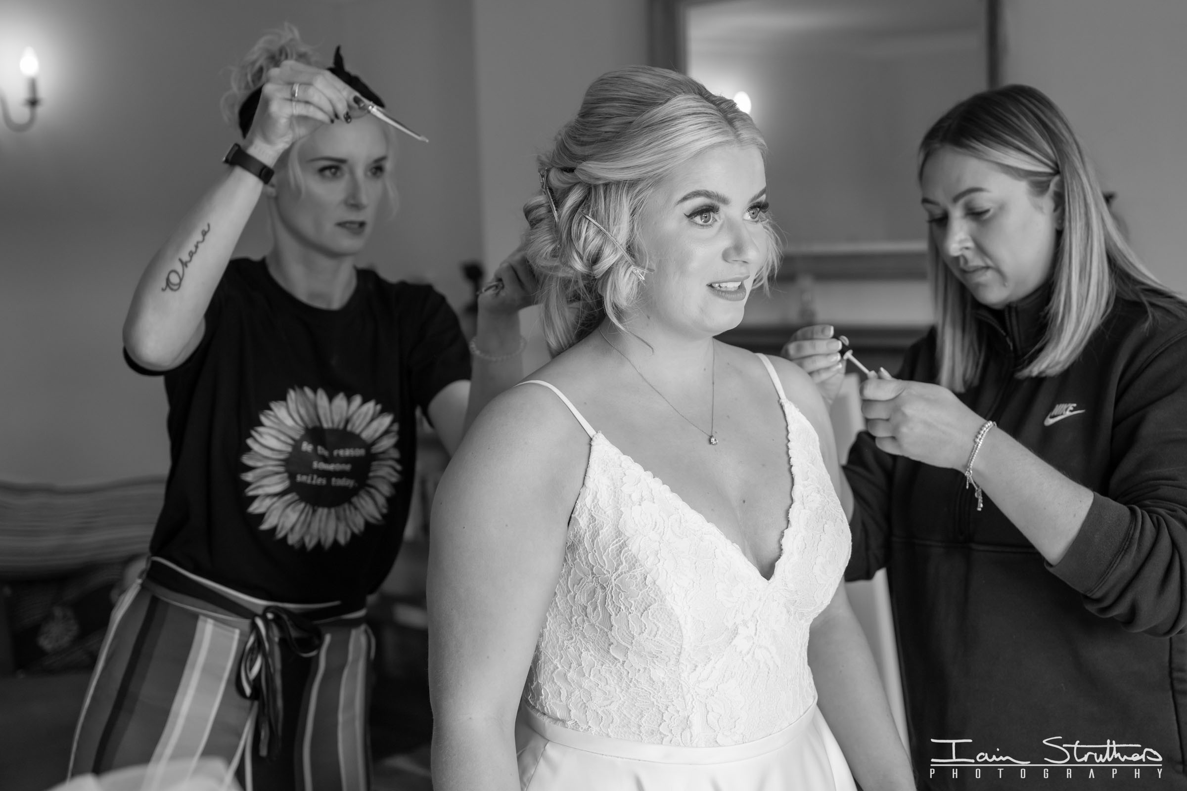 Catriona & Vinny wedding photograph 3