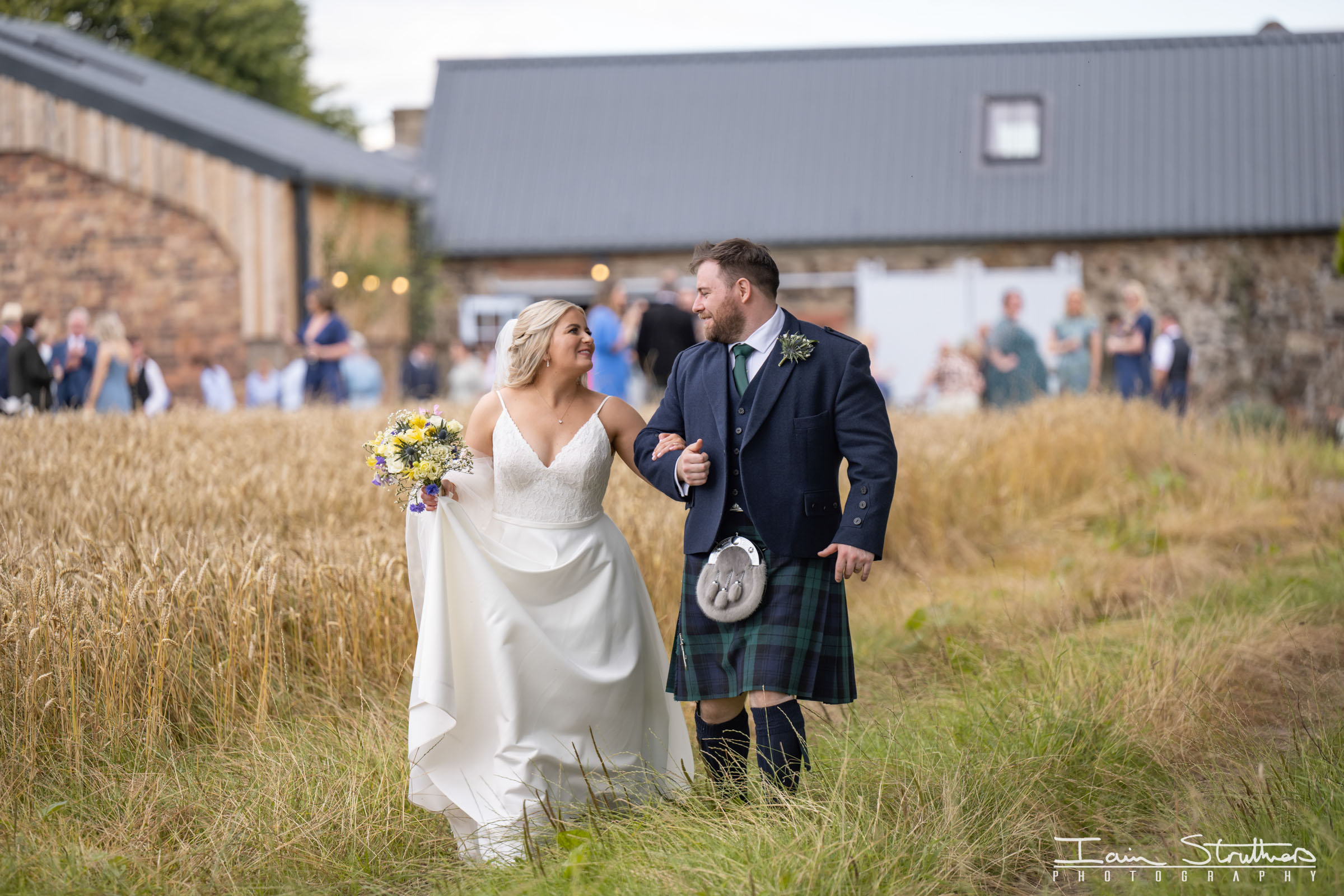 Catriona & Vinny wedding photograph 42