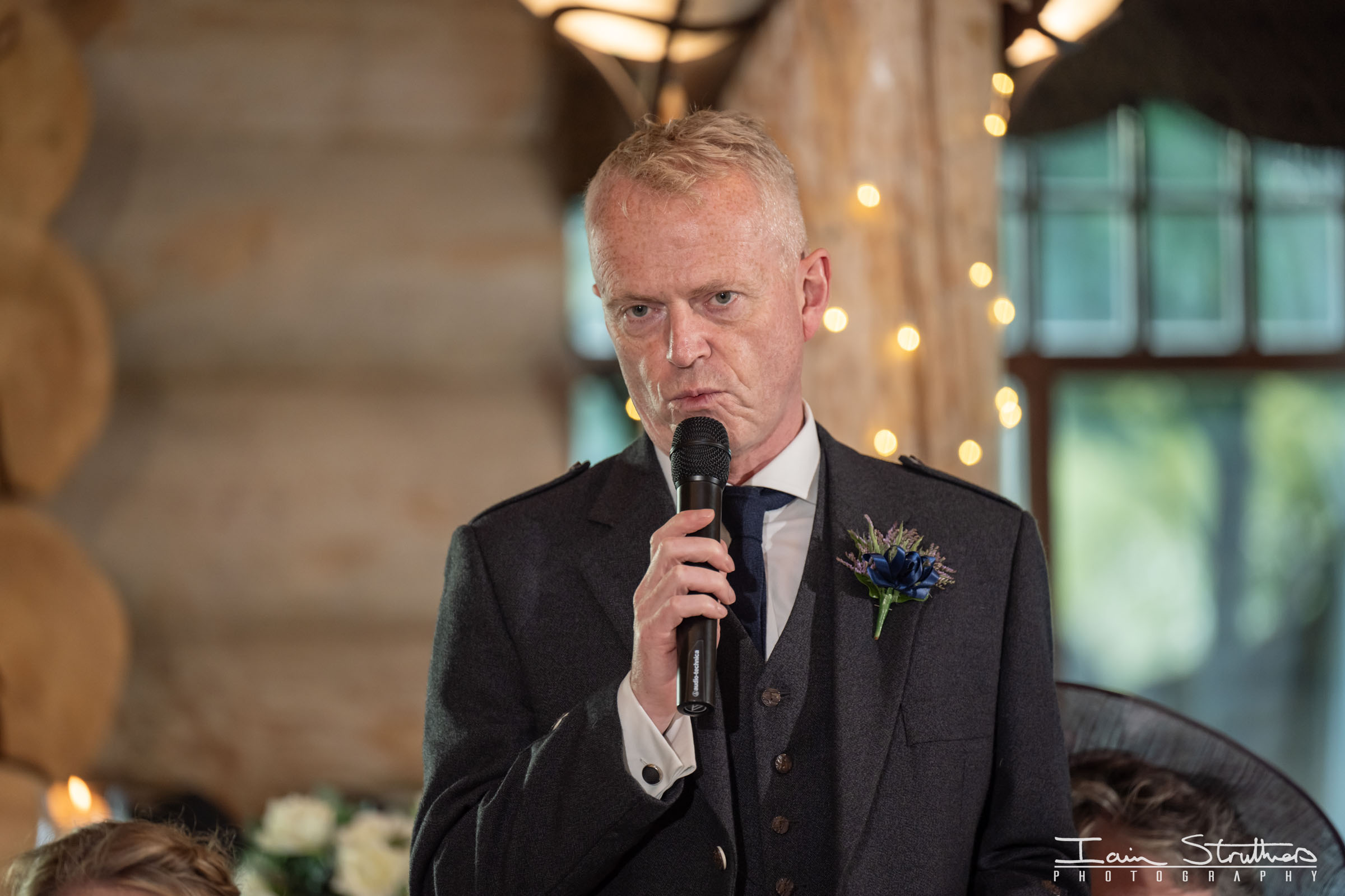 Claire & Finlay wedding photograph 33