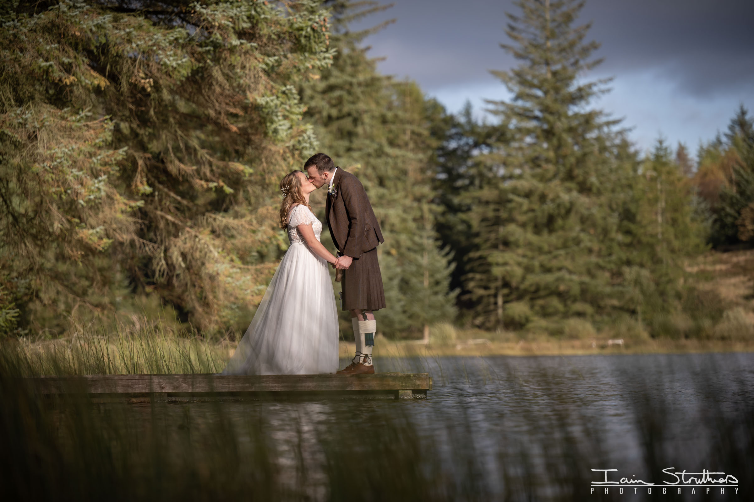 Claire & Finlay wedding photograph 78