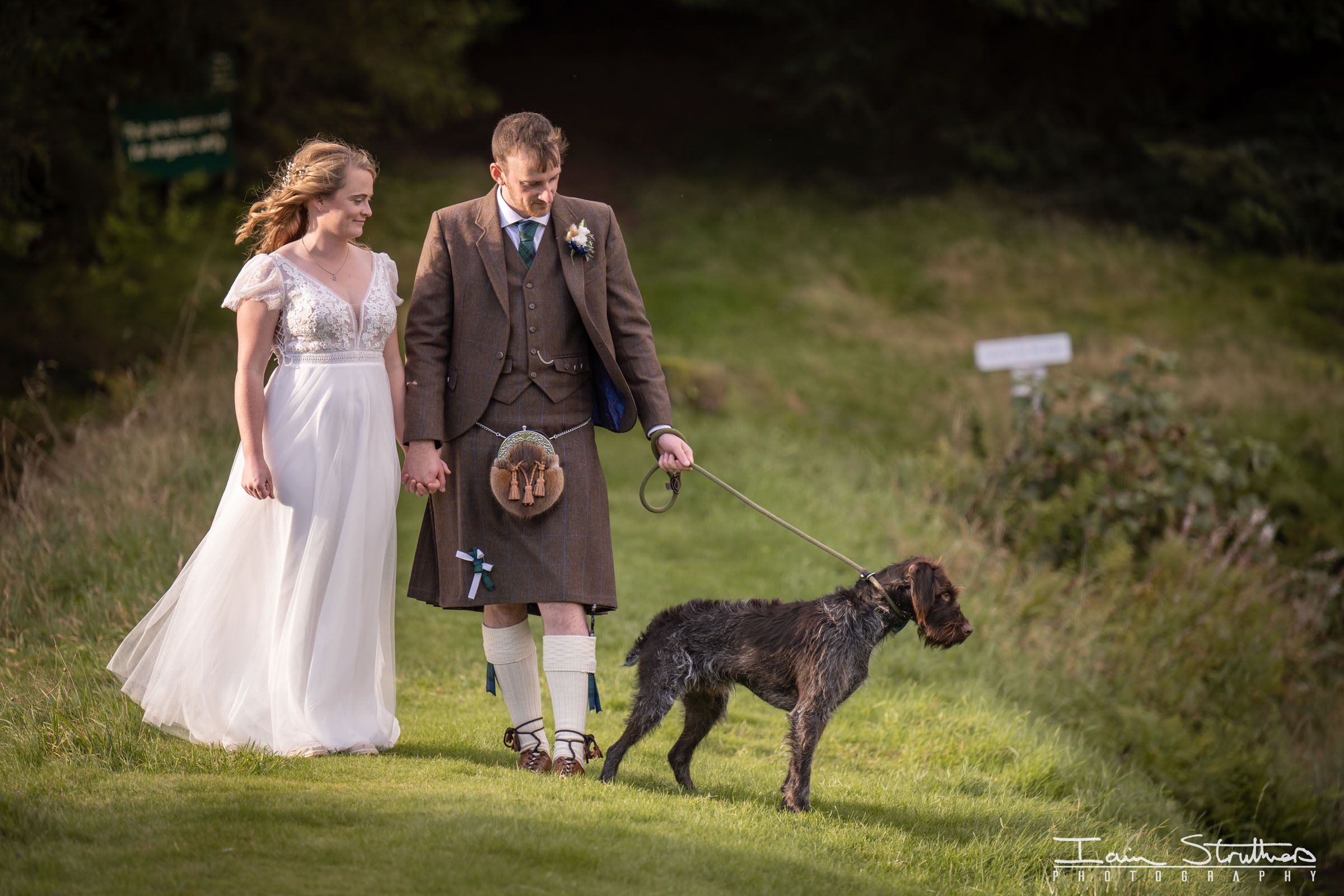 Claire & Finlay wedding photograph 86
