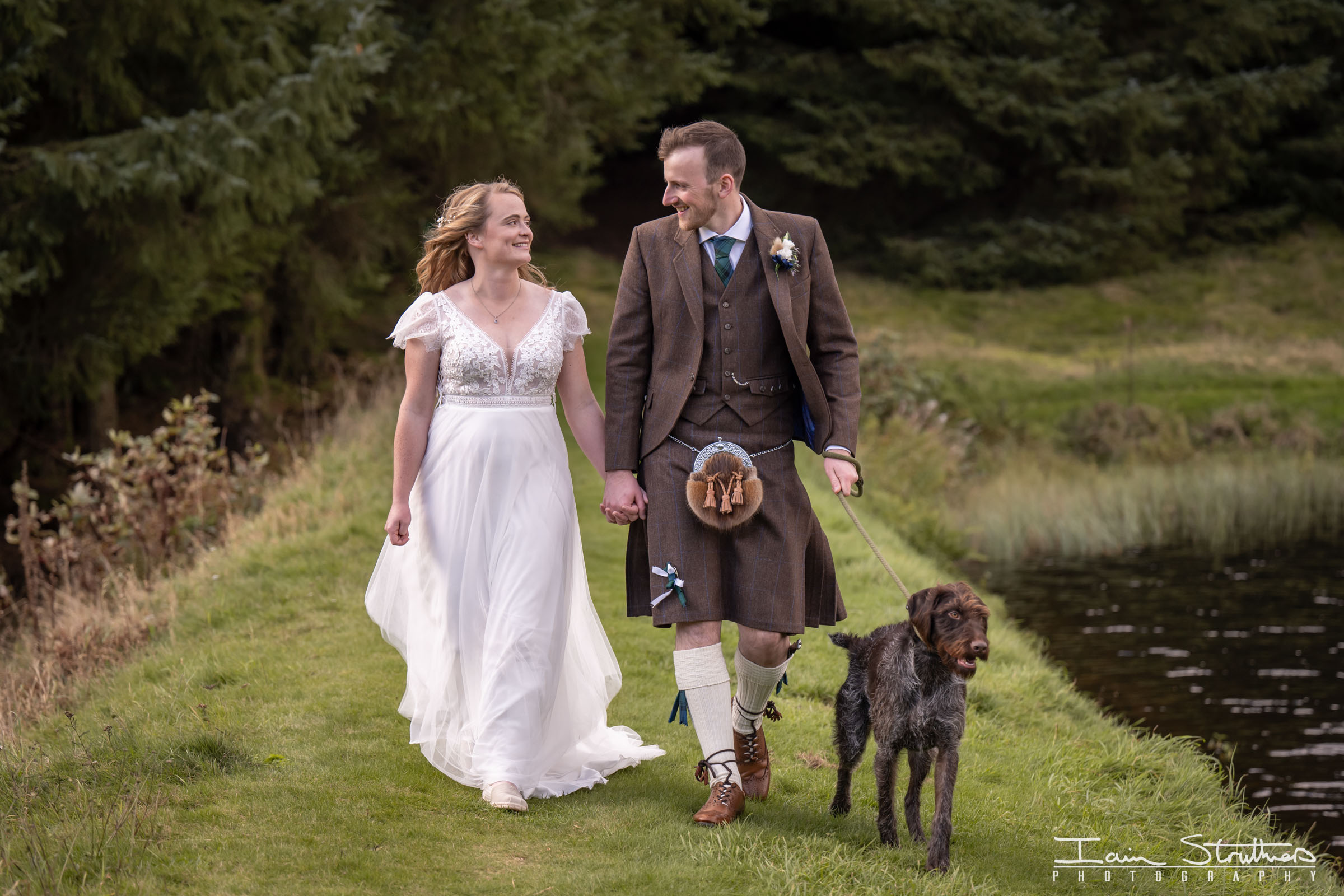 Claire & Finlay wedding photograph 88