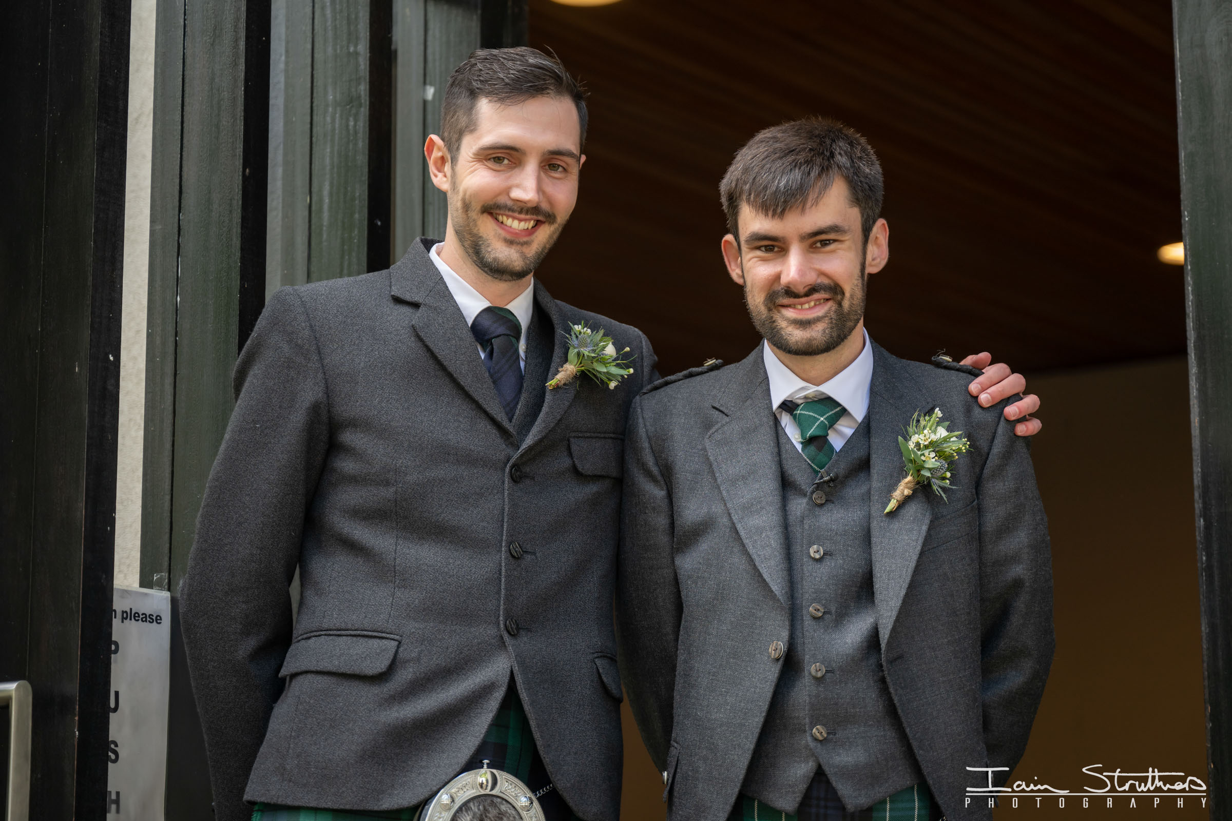 Danielle & Andrew wedding photograph 15