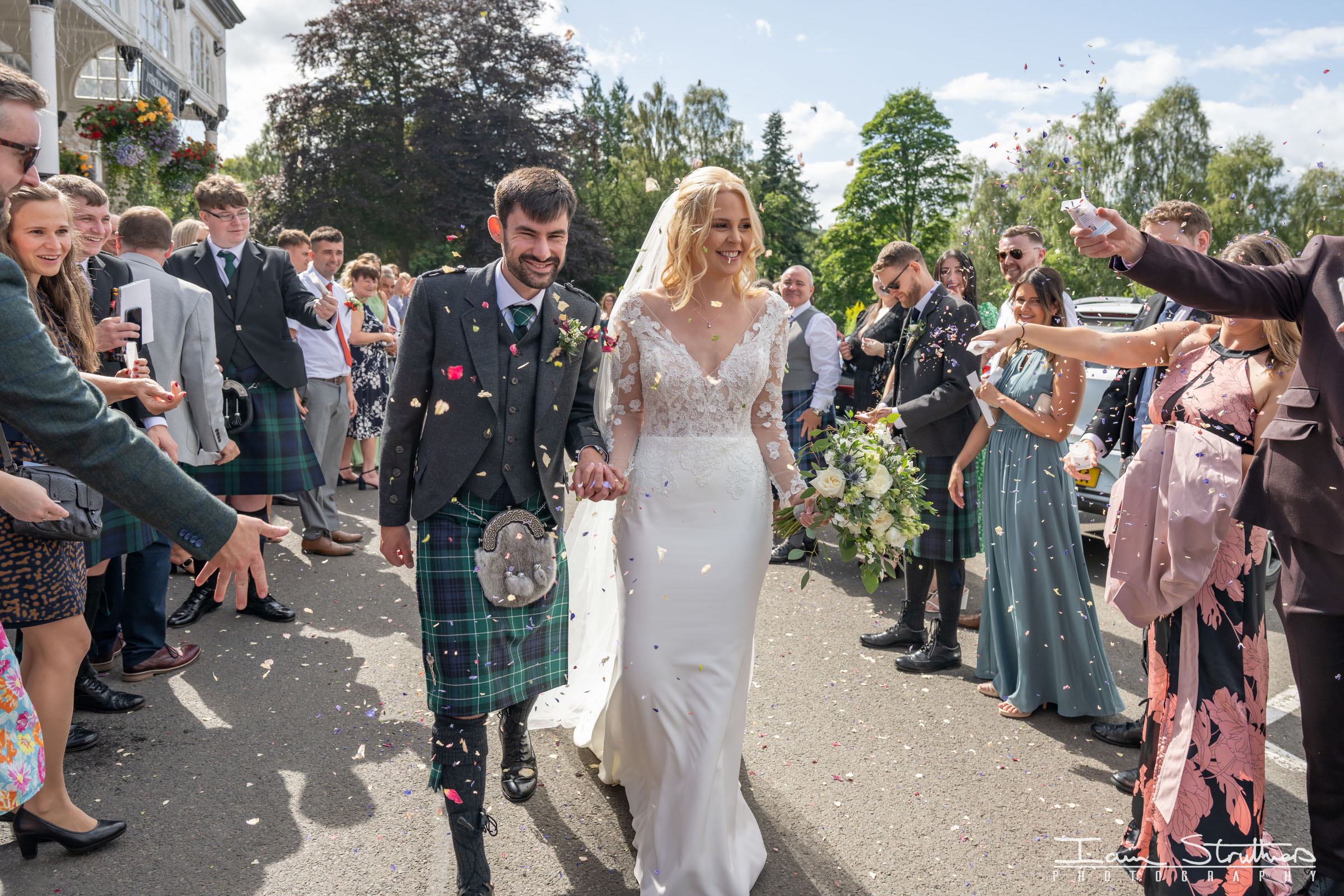 Danielle & Andrew wedding photograph 39