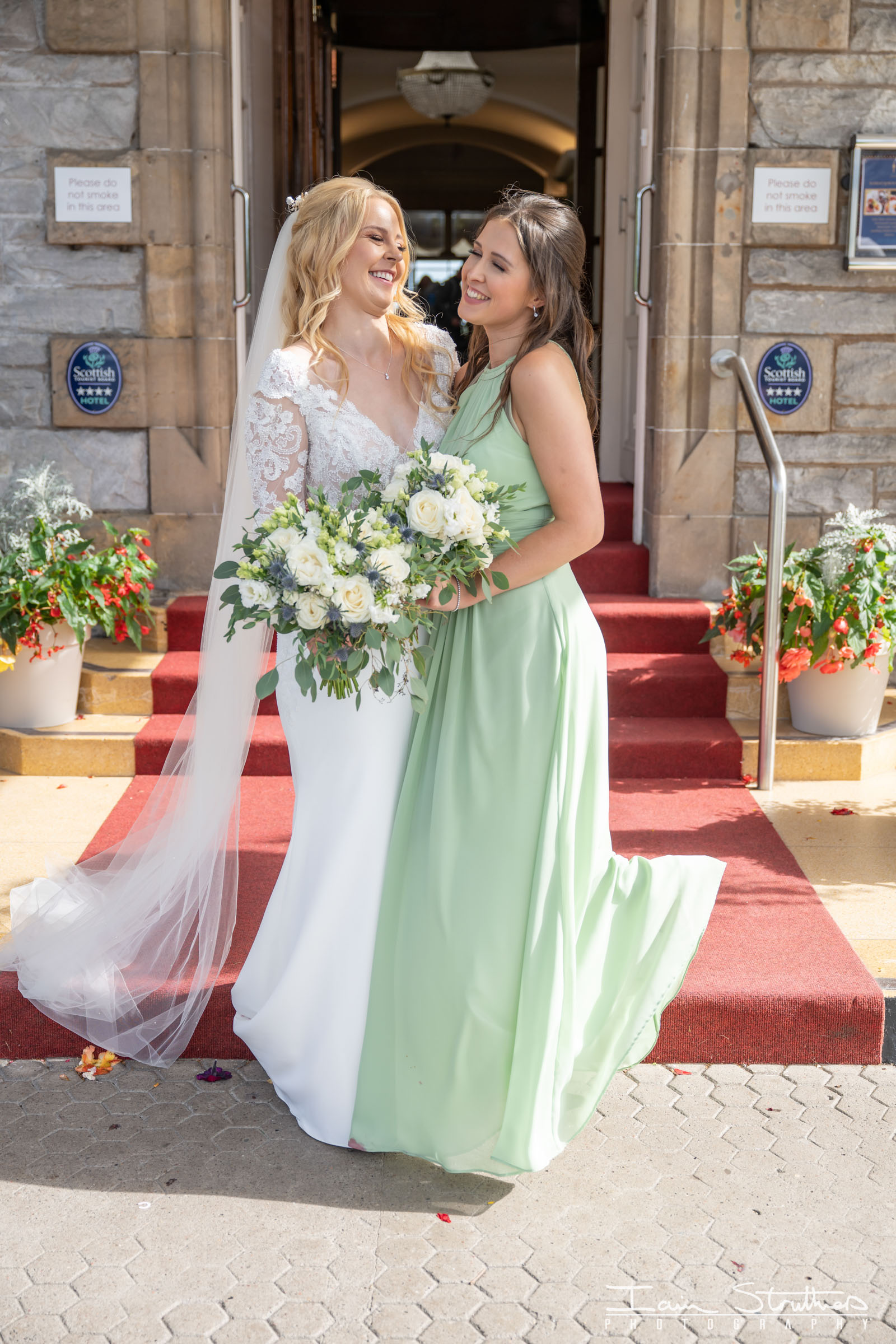 Danielle & Andrew wedding photograph 44