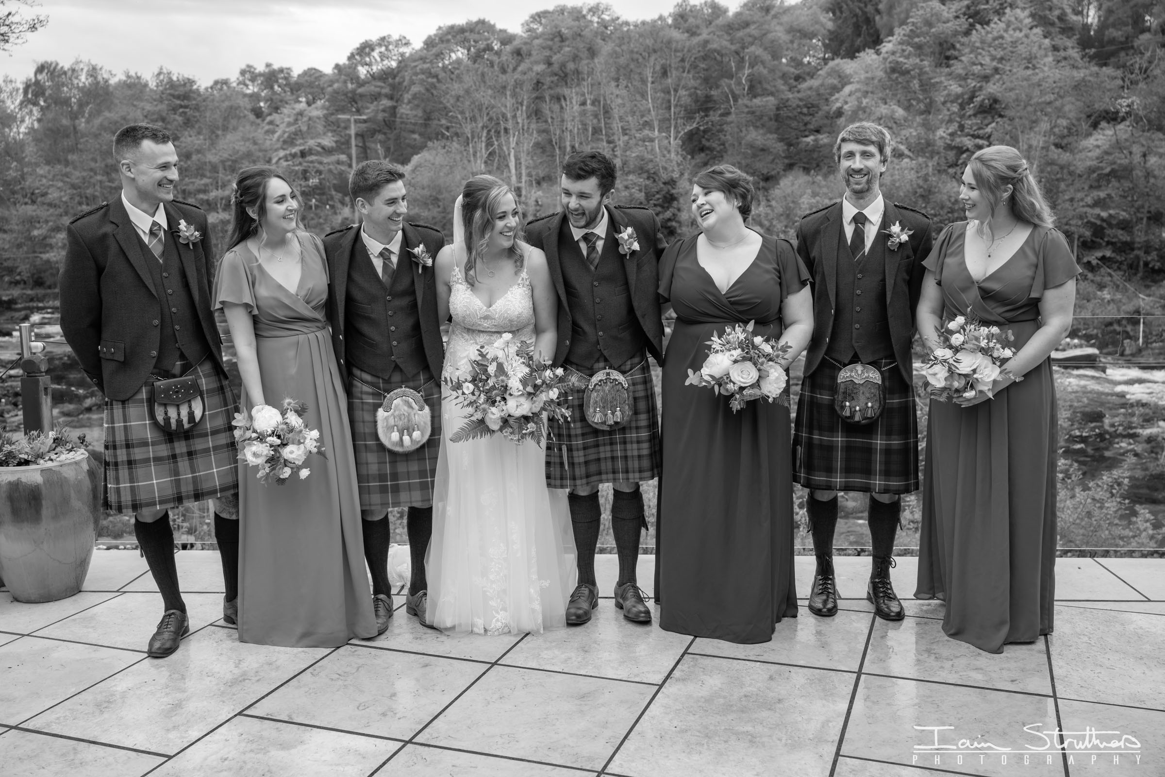 Emma & Andrew wedding photograph 23