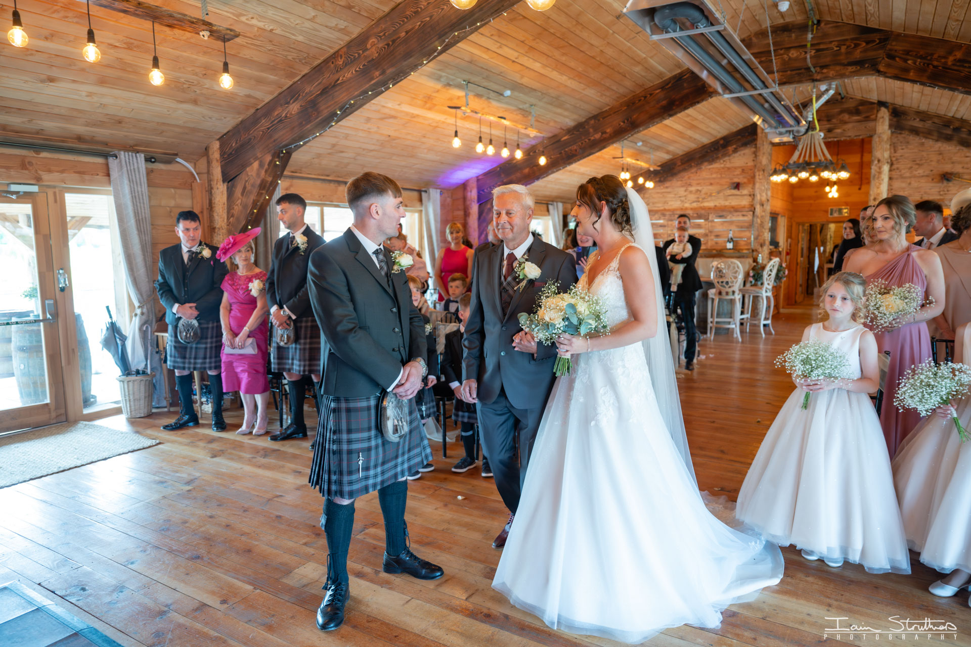 Emma & Jimmy wedding photograph 9