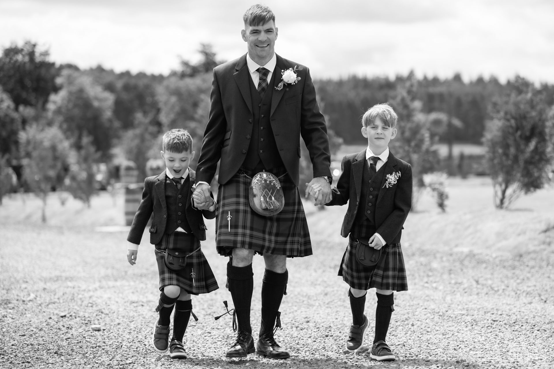 Emma & Jimmy wedding photograph 5