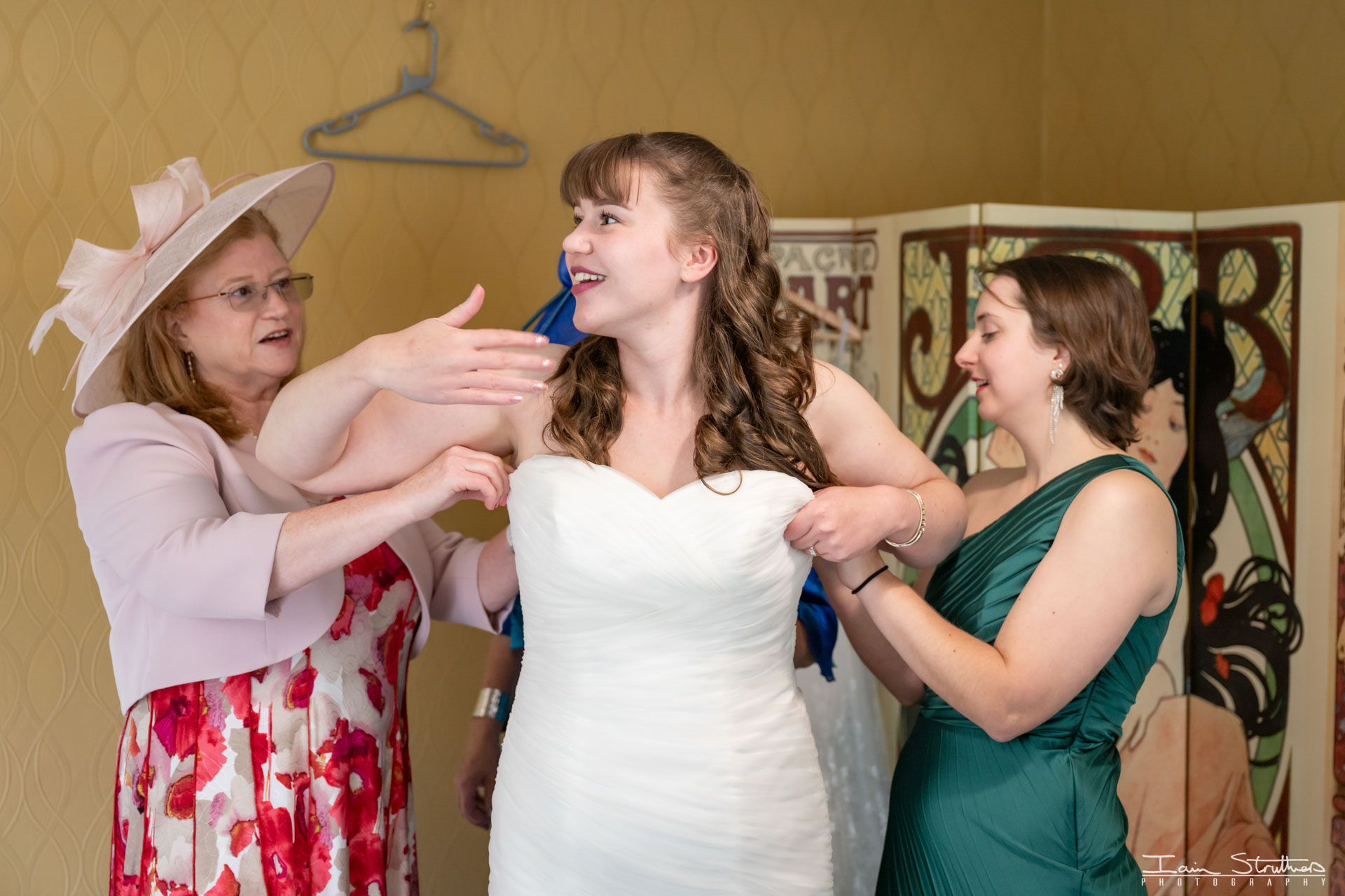 Helen & Sam wedding photograph 9