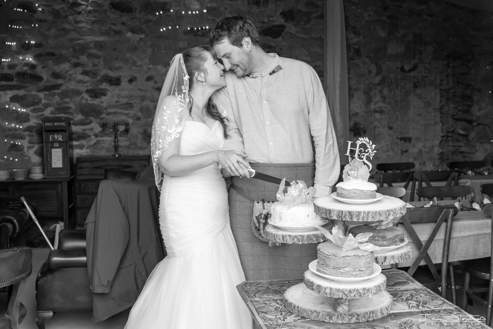 Helen & Sam wedding photograph 40