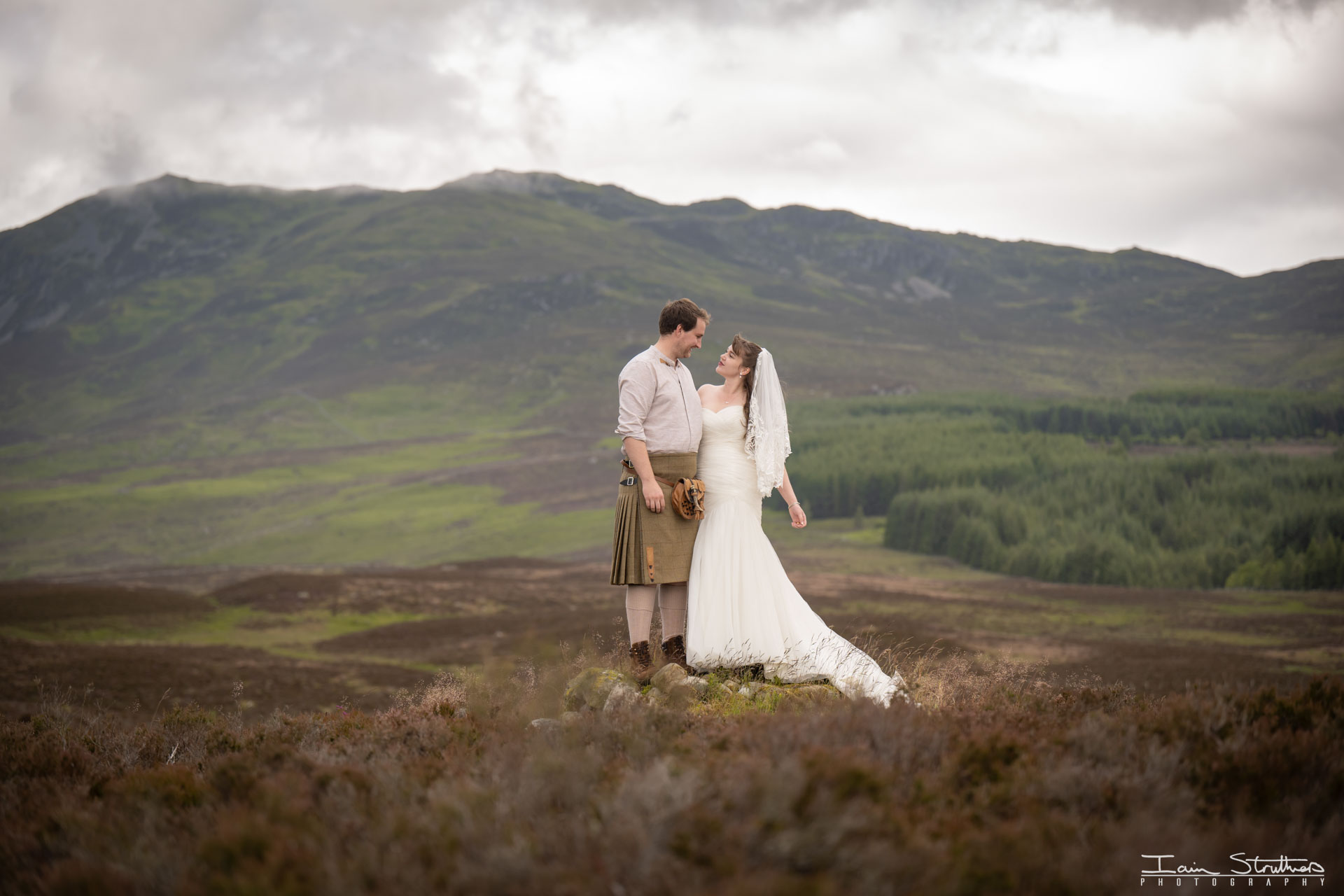 Helen & Sam wedding photograph 51