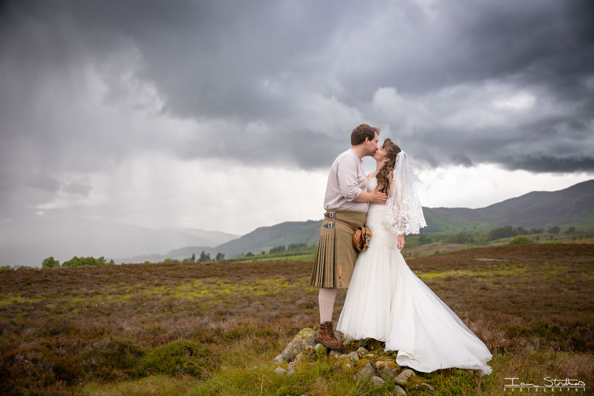 Helen & Sam wedding photograph 52