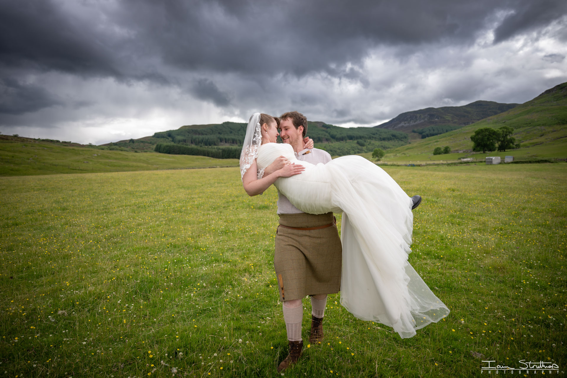 Helen & Sam wedding photograph 58