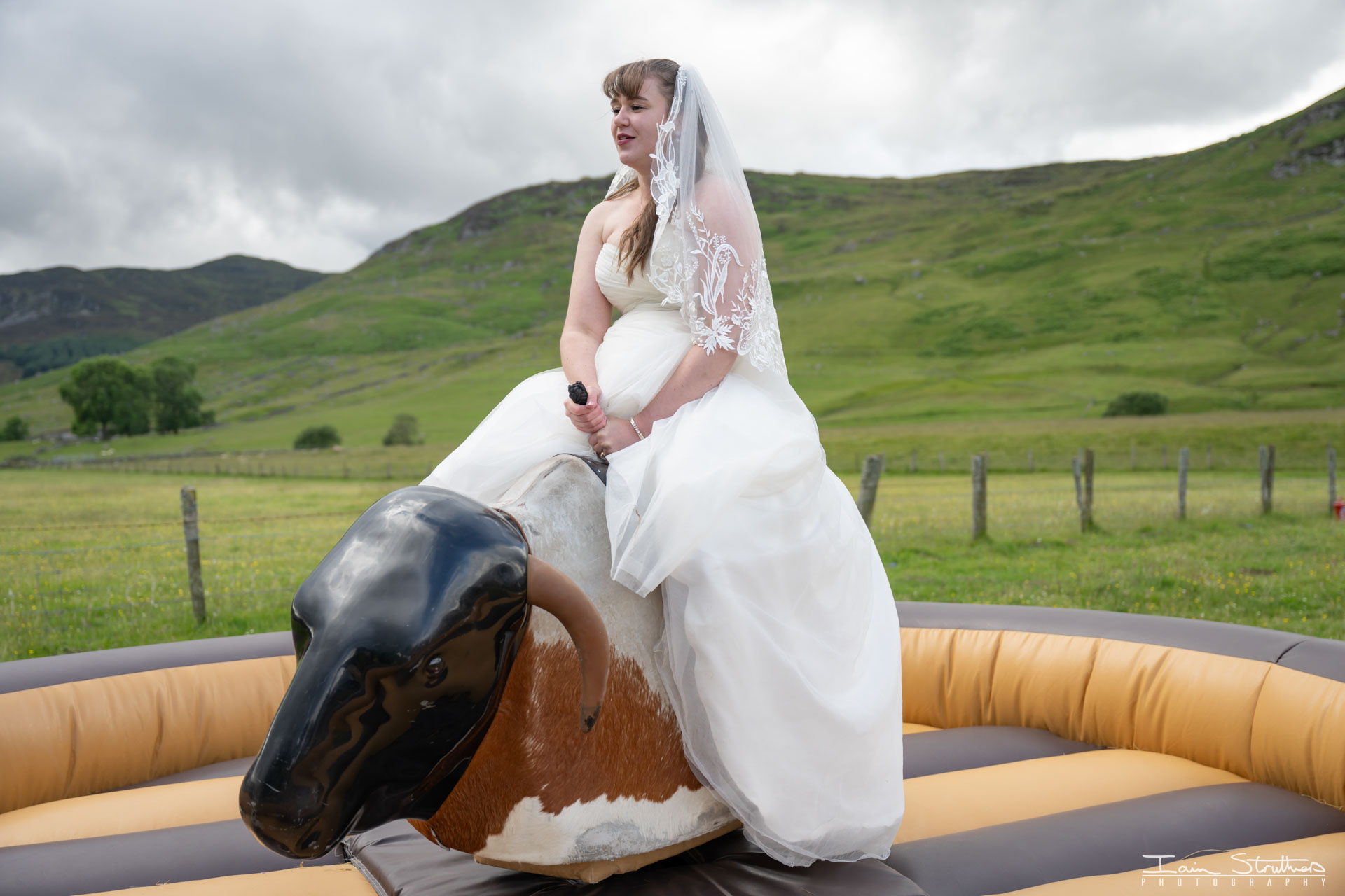 Helen & Sam wedding photograph 68