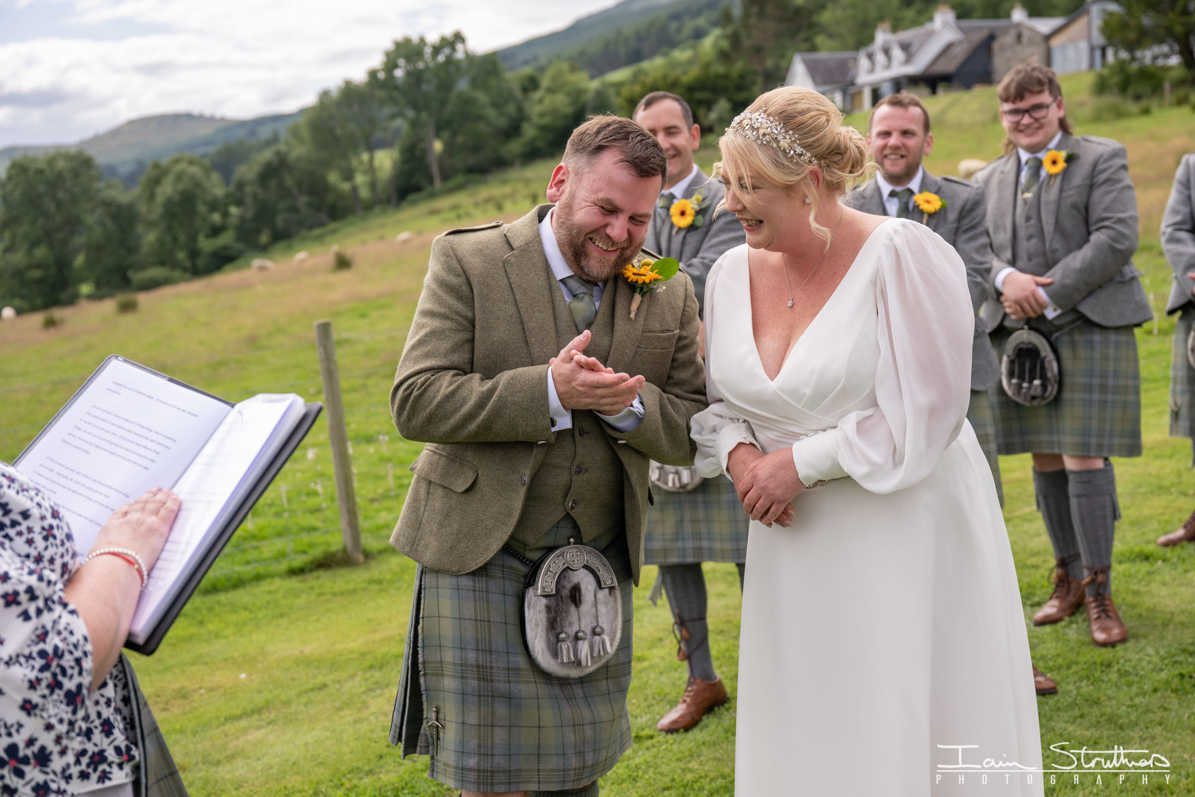 Jill & Lee wedding photograph 21