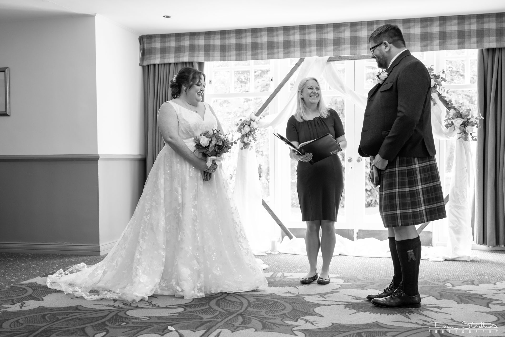 Karen & Andy wedding photograph 14