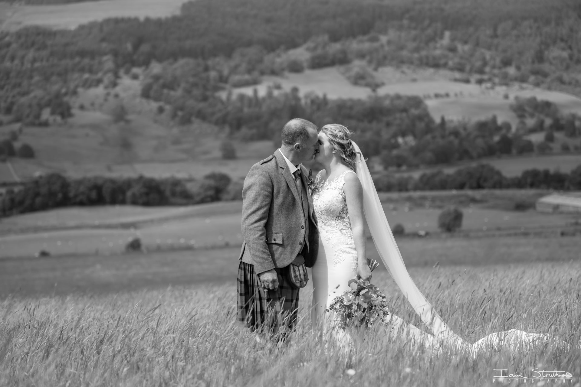 Kayley & Nick wedding photograph 33