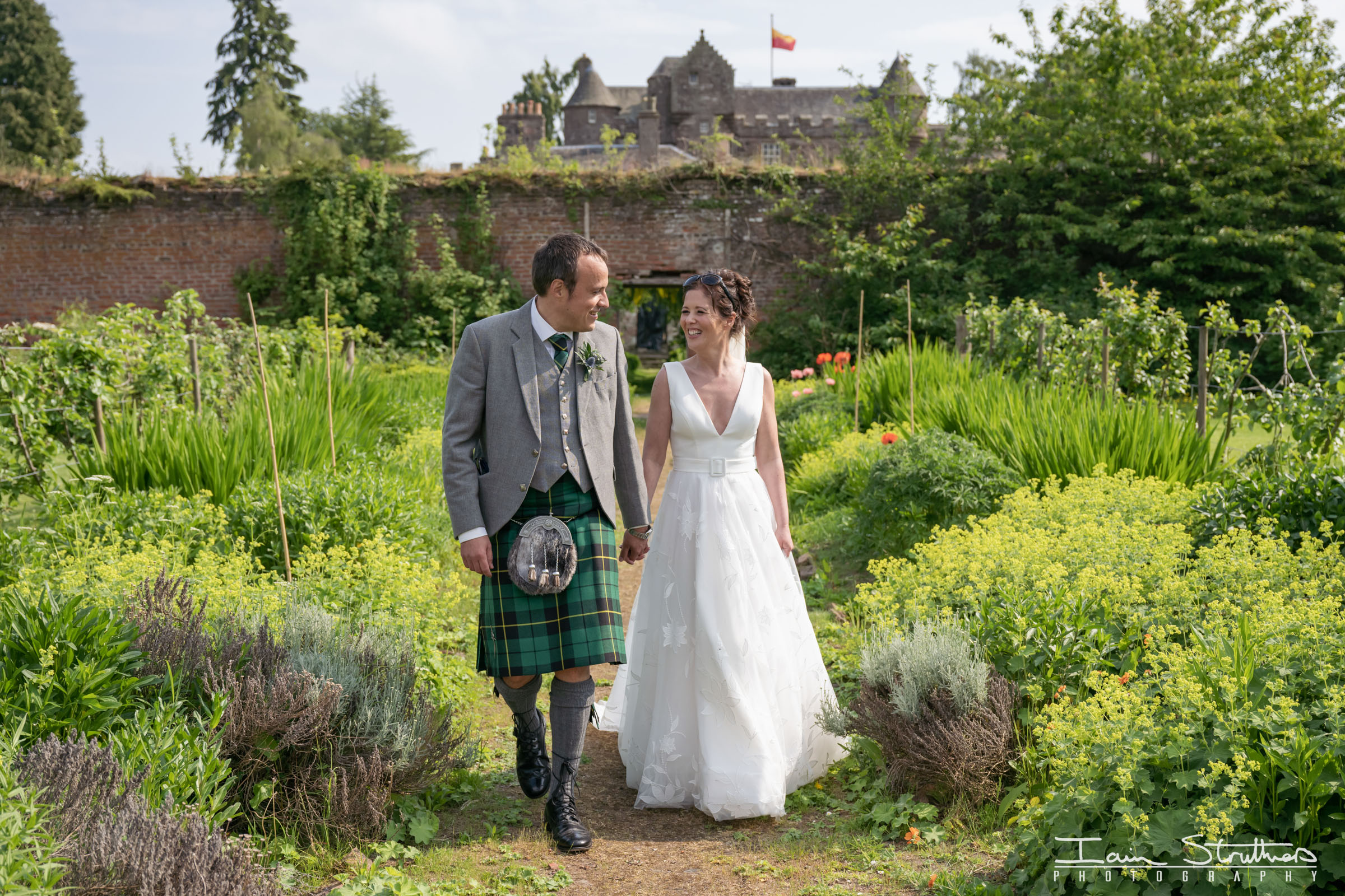 Louise & Andrew wedding photograph 31