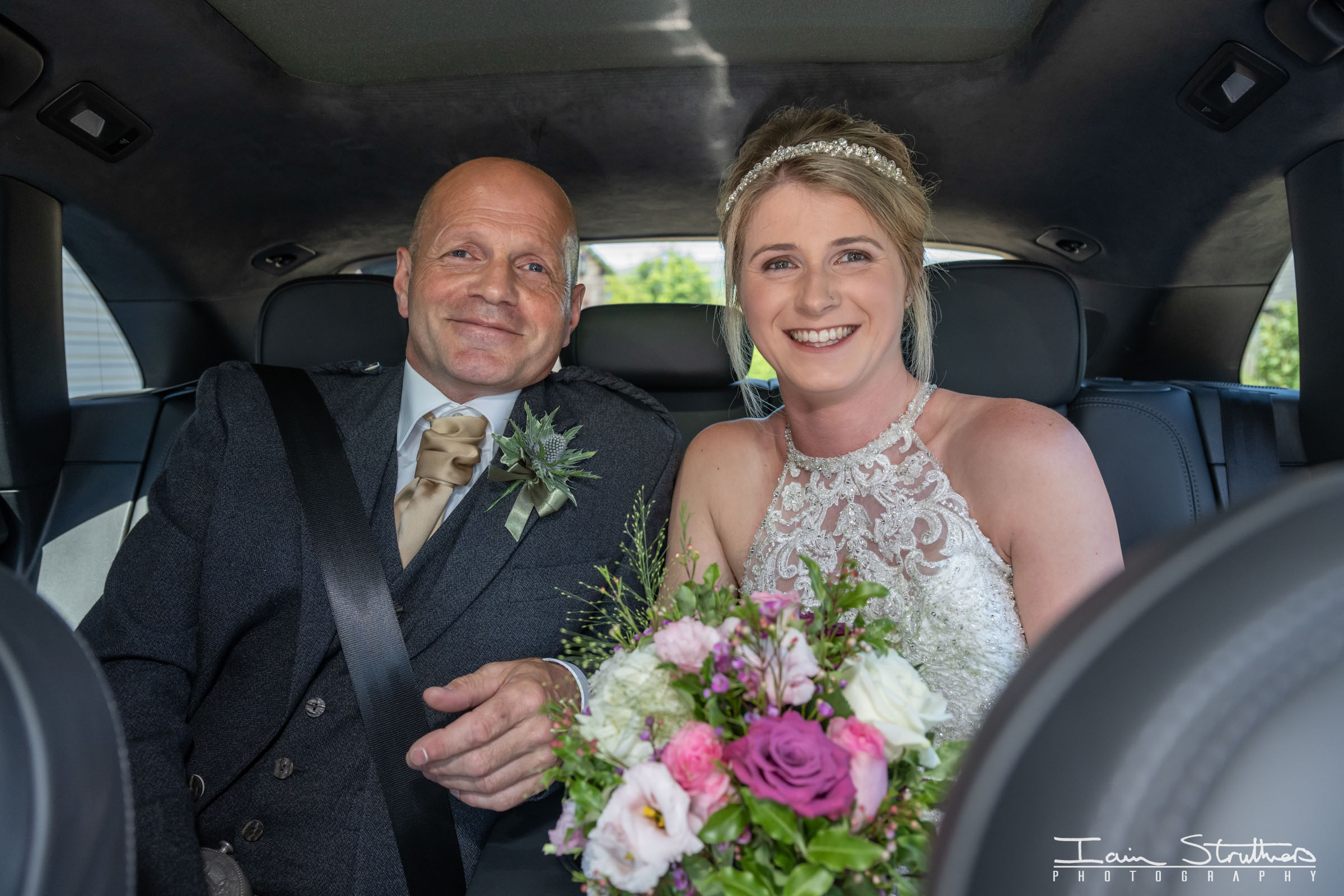 Lauren & Gavin wedding photograph 10