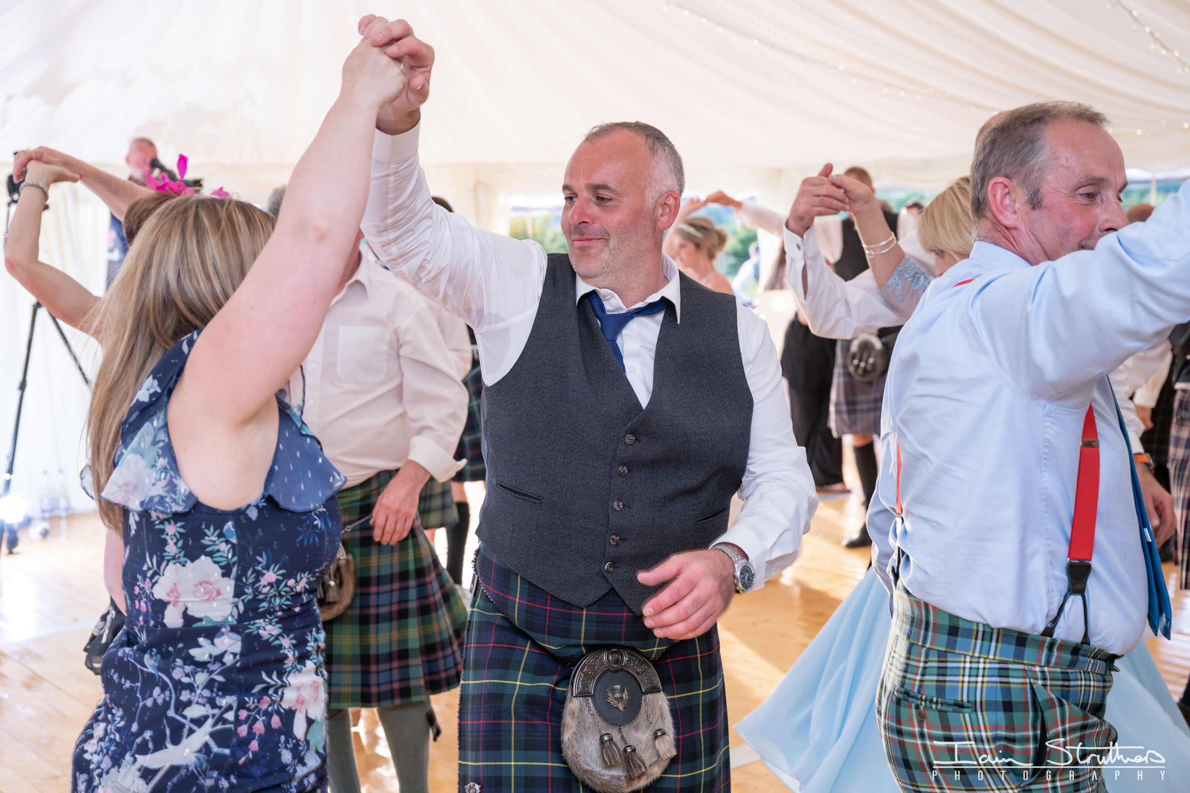 Lauren & Gavin wedding photograph 48