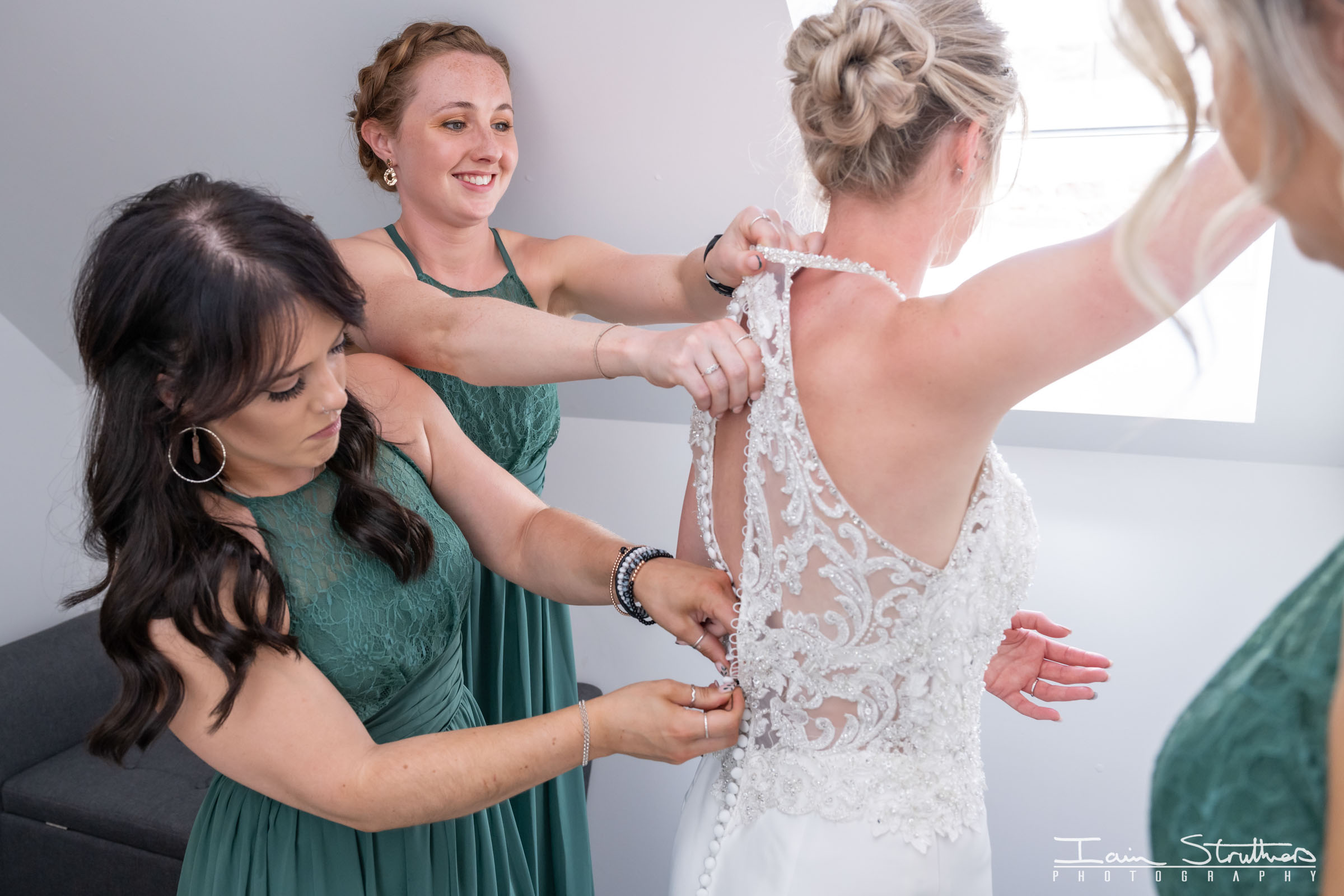 Lauren & Gavin wedding photograph 5